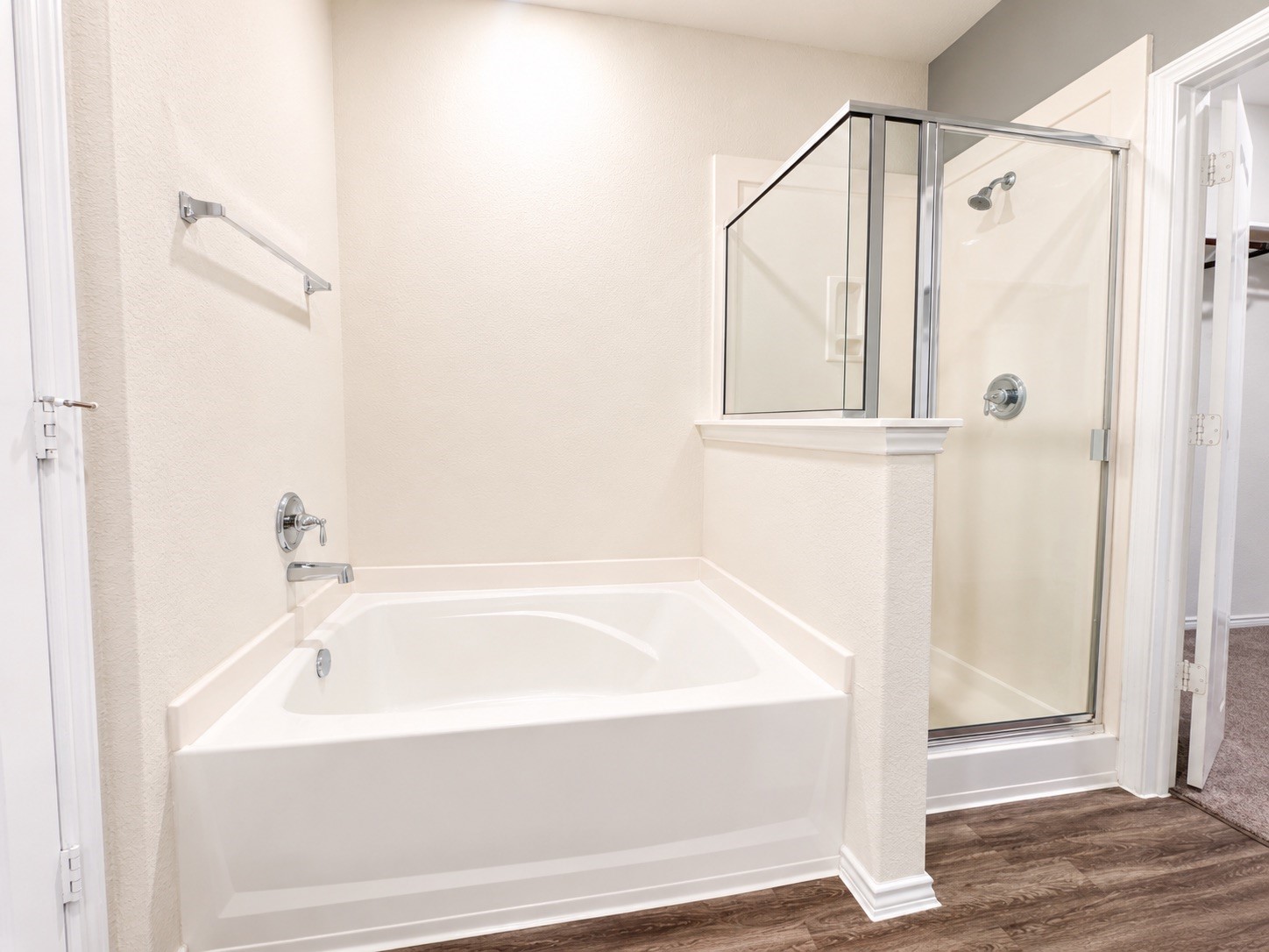 25915 Rustical Road Property Photo 18