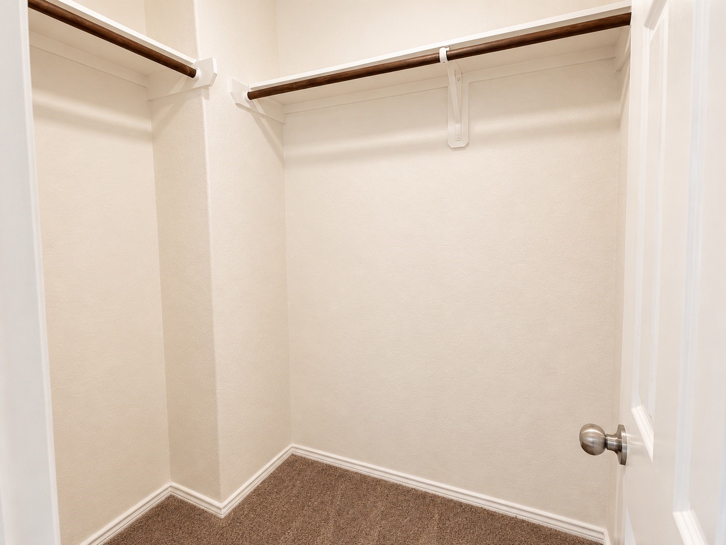 25915 Rustical Road Property Photo 29