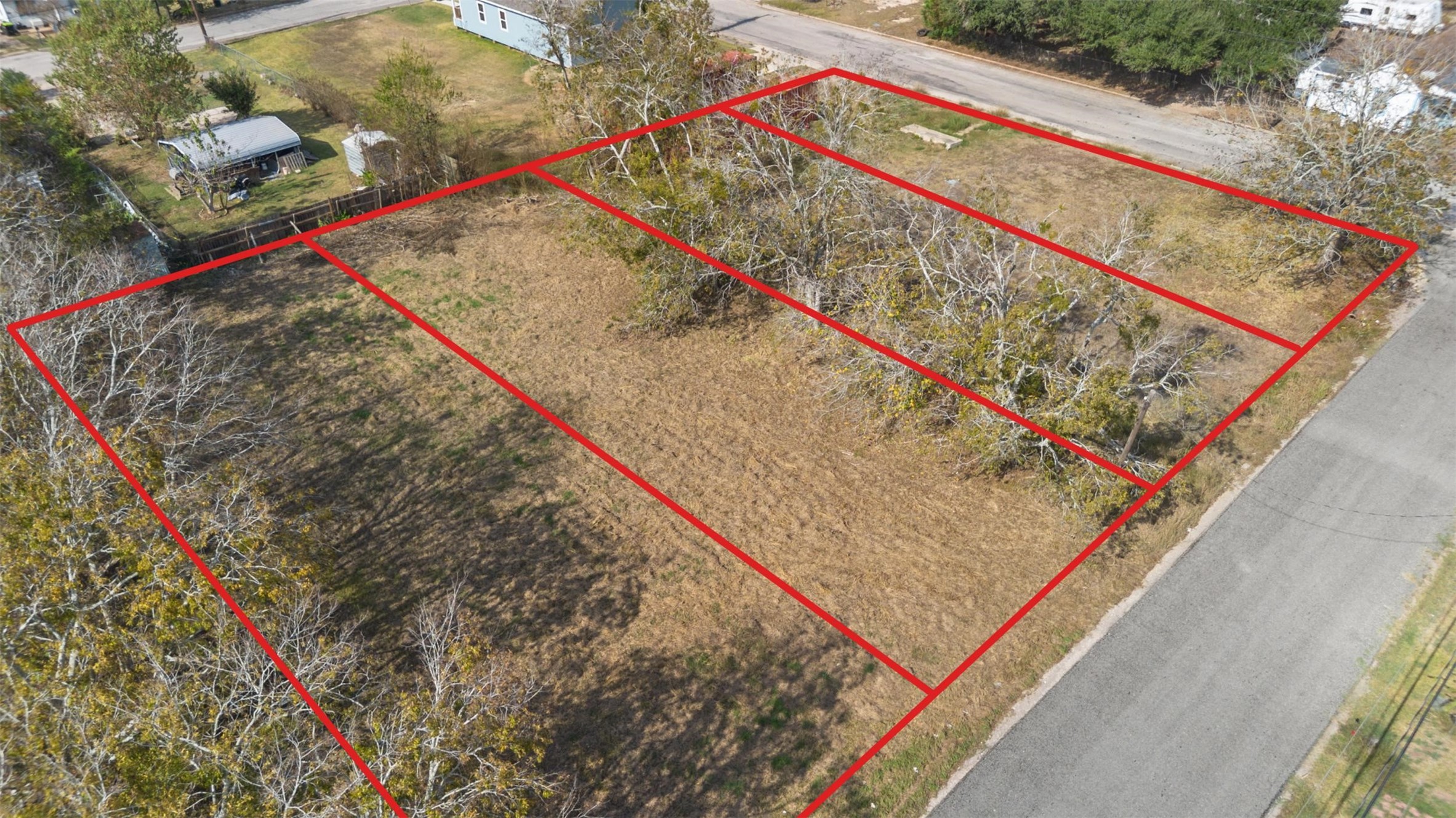914 E Elm Lot 14 Street Property Photo 2