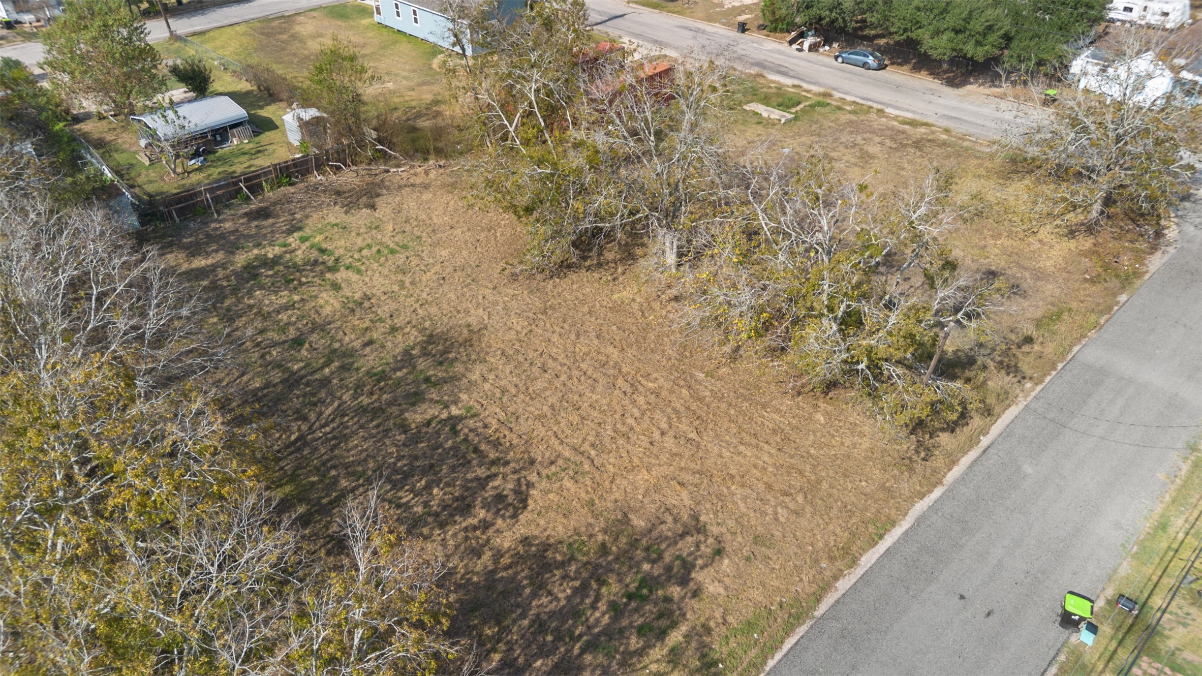 914 E Elm Lot 14 Street Property Photo 14