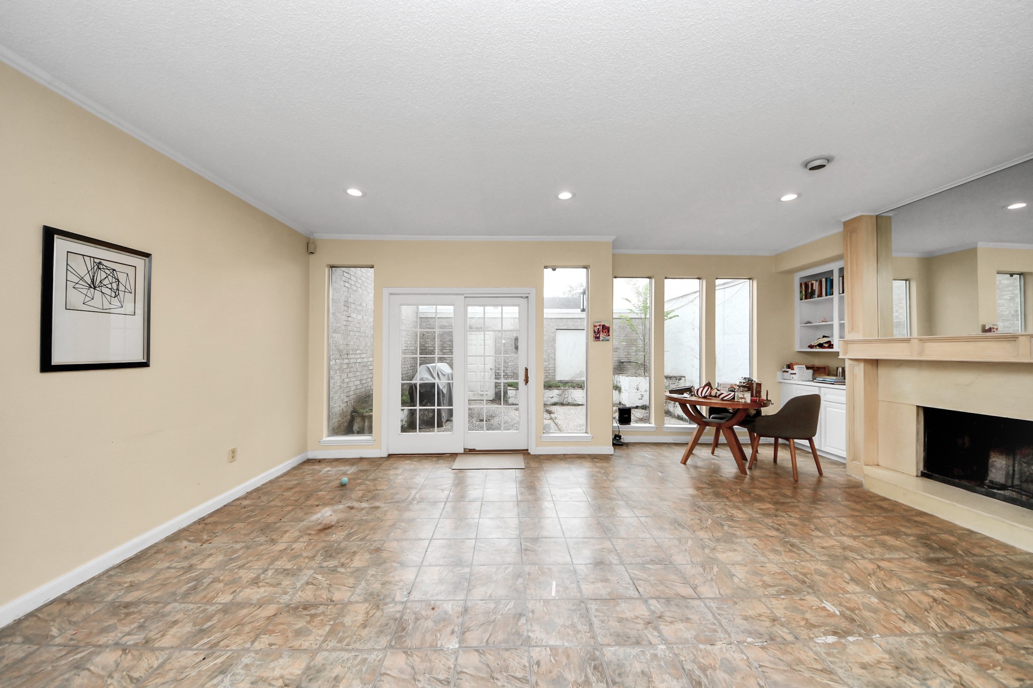 1734 S Gessner Road Property Photo 10