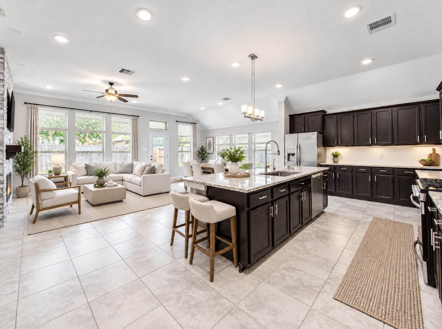 10602 Balivcar Court Property Photo 6