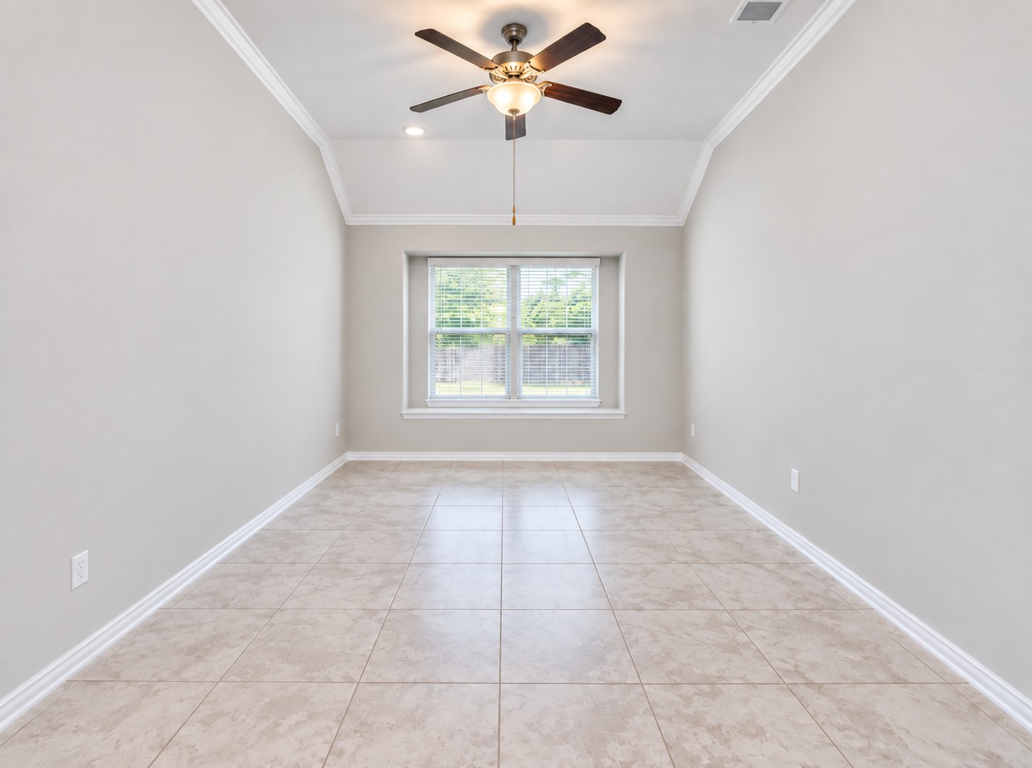 10602 Balivcar Court Property Photo 18