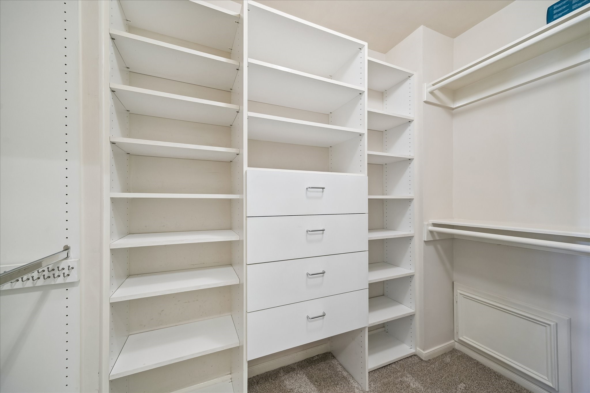 1306 Forest Hollow Drive Property Photo 15