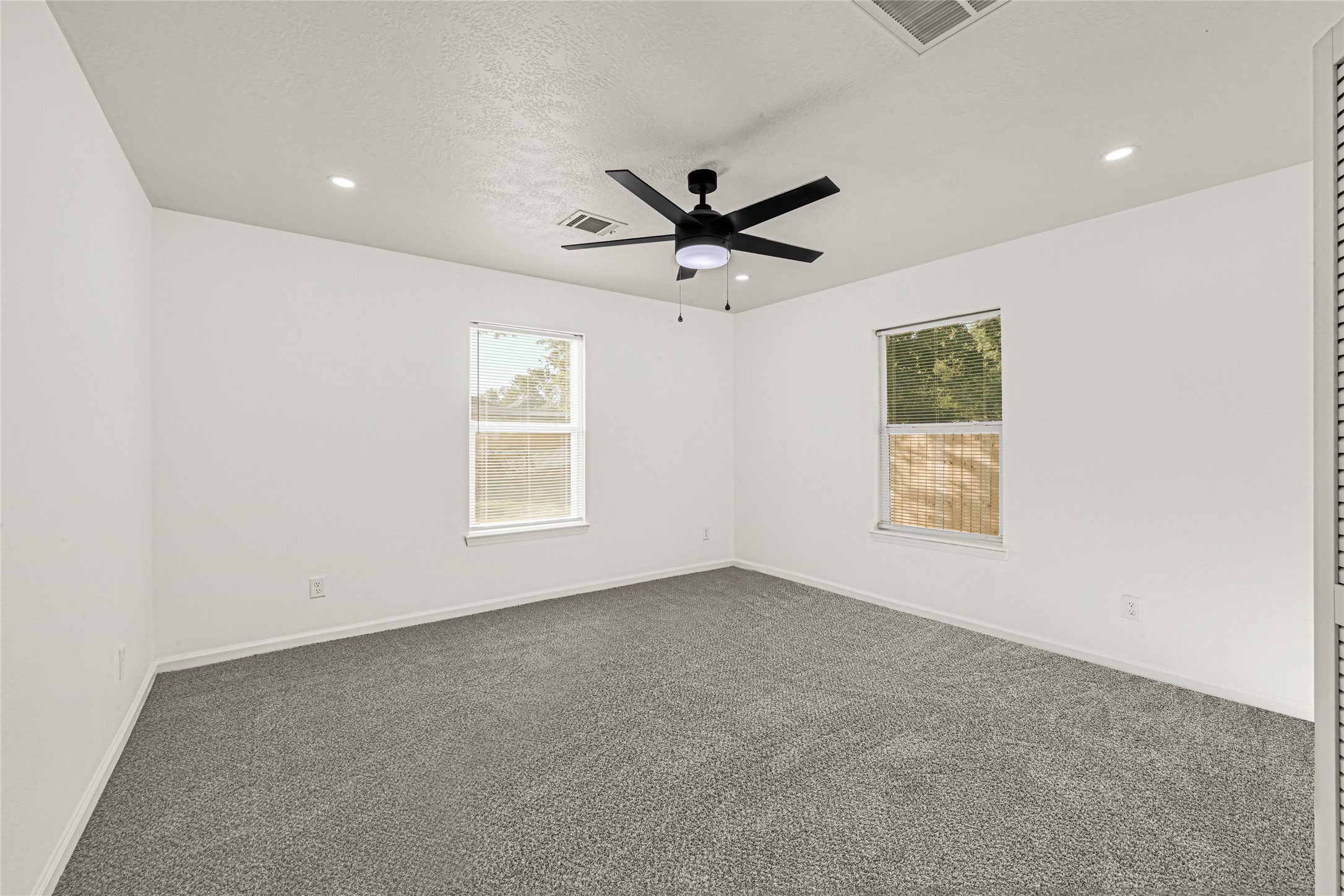 7101 Goforth Street Property Photo 18
