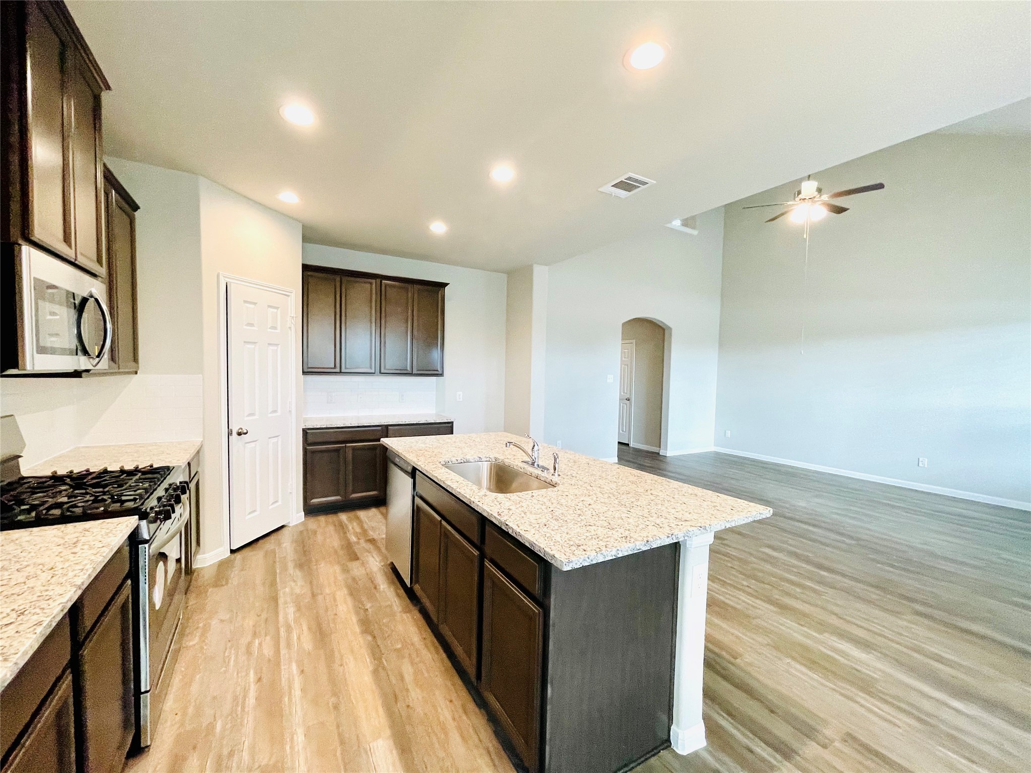 441 Aurora Creek Drive Property Photo 12