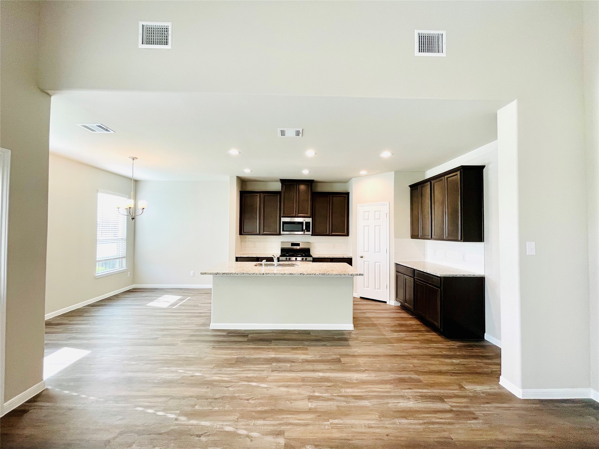 441 Aurora Creek Drive Property Photo 15