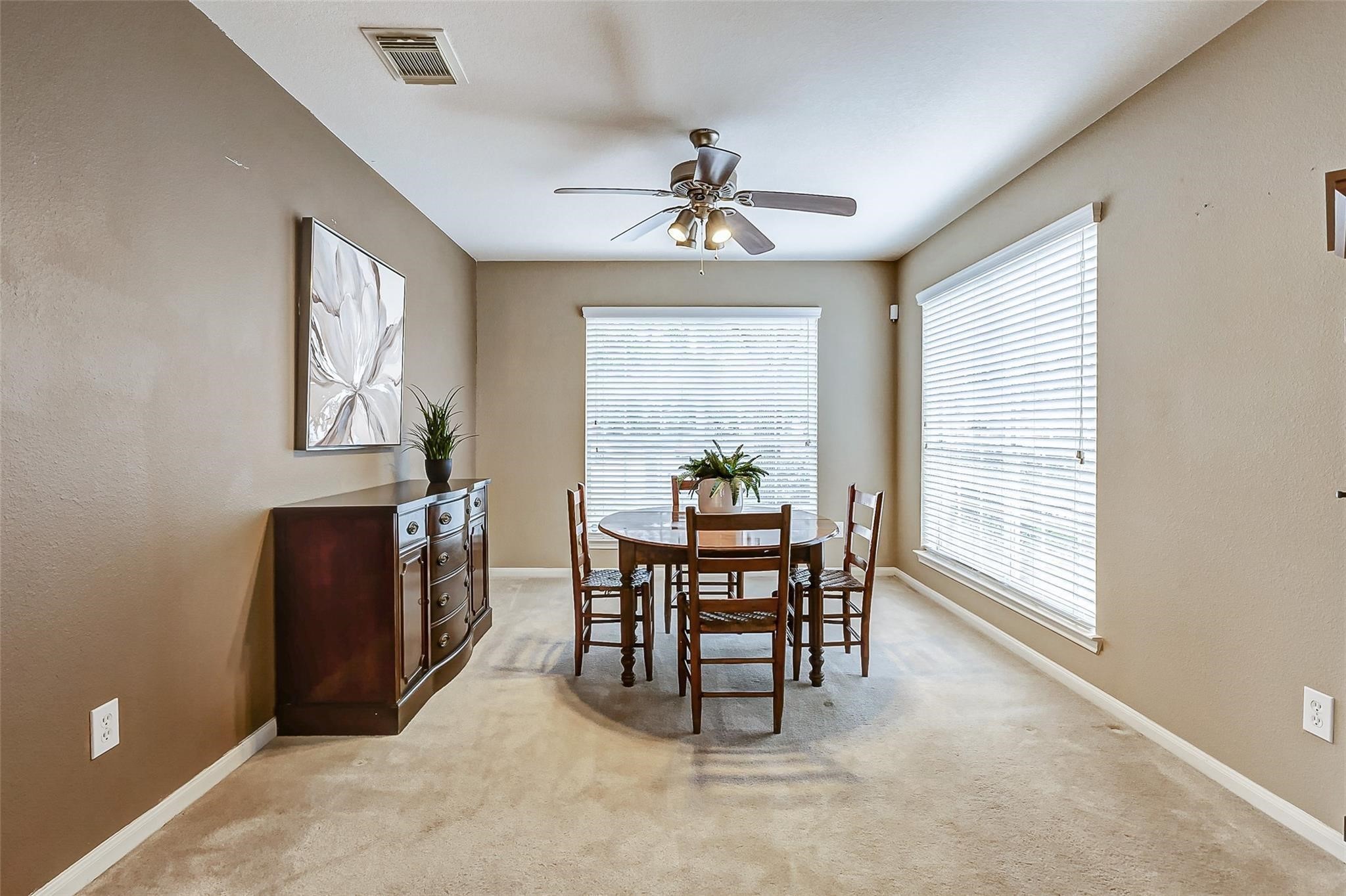 6303 Applewood Forest Drive Property Photo 7