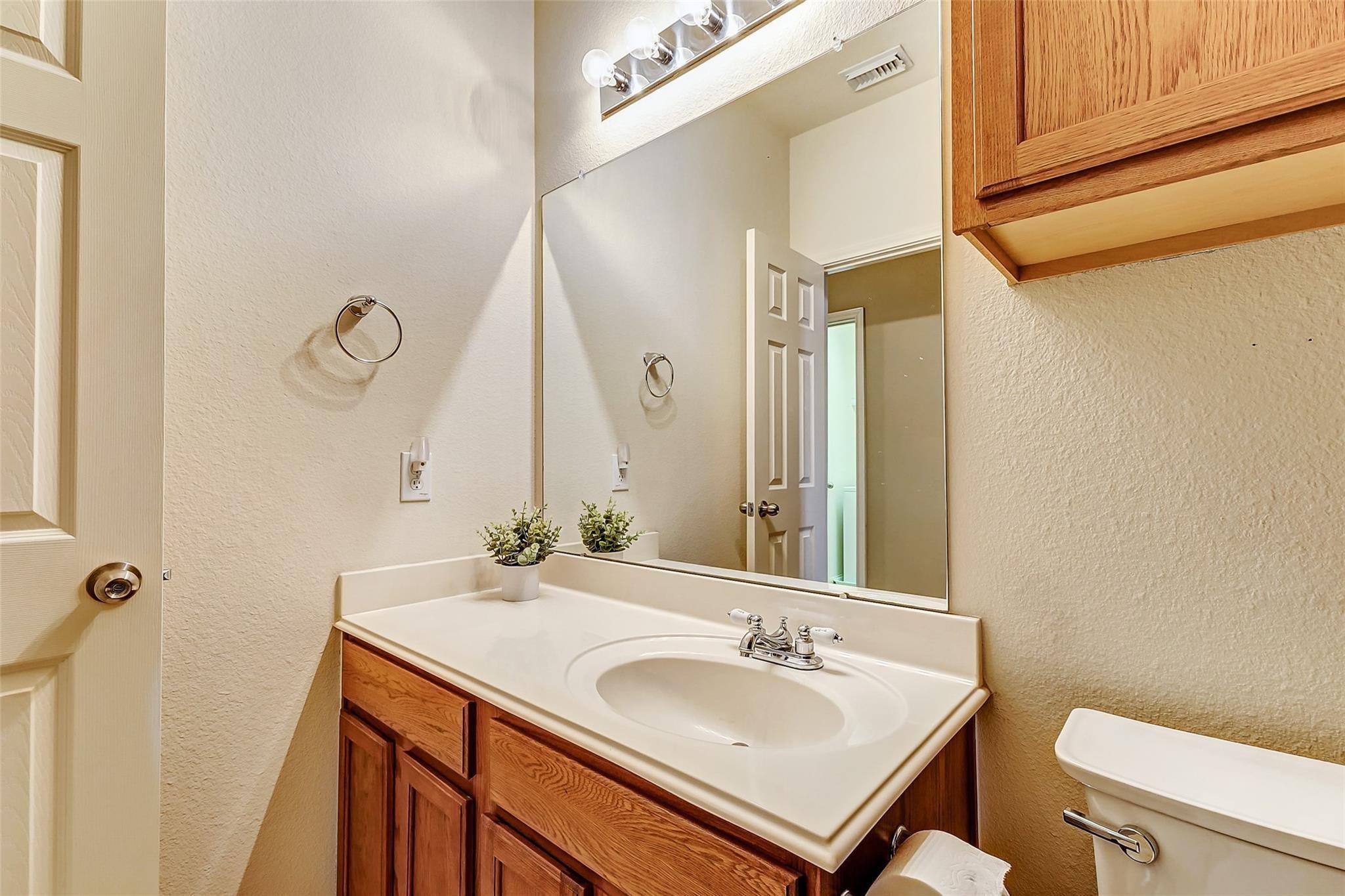 6303 Applewood Forest Drive Property Photo 33