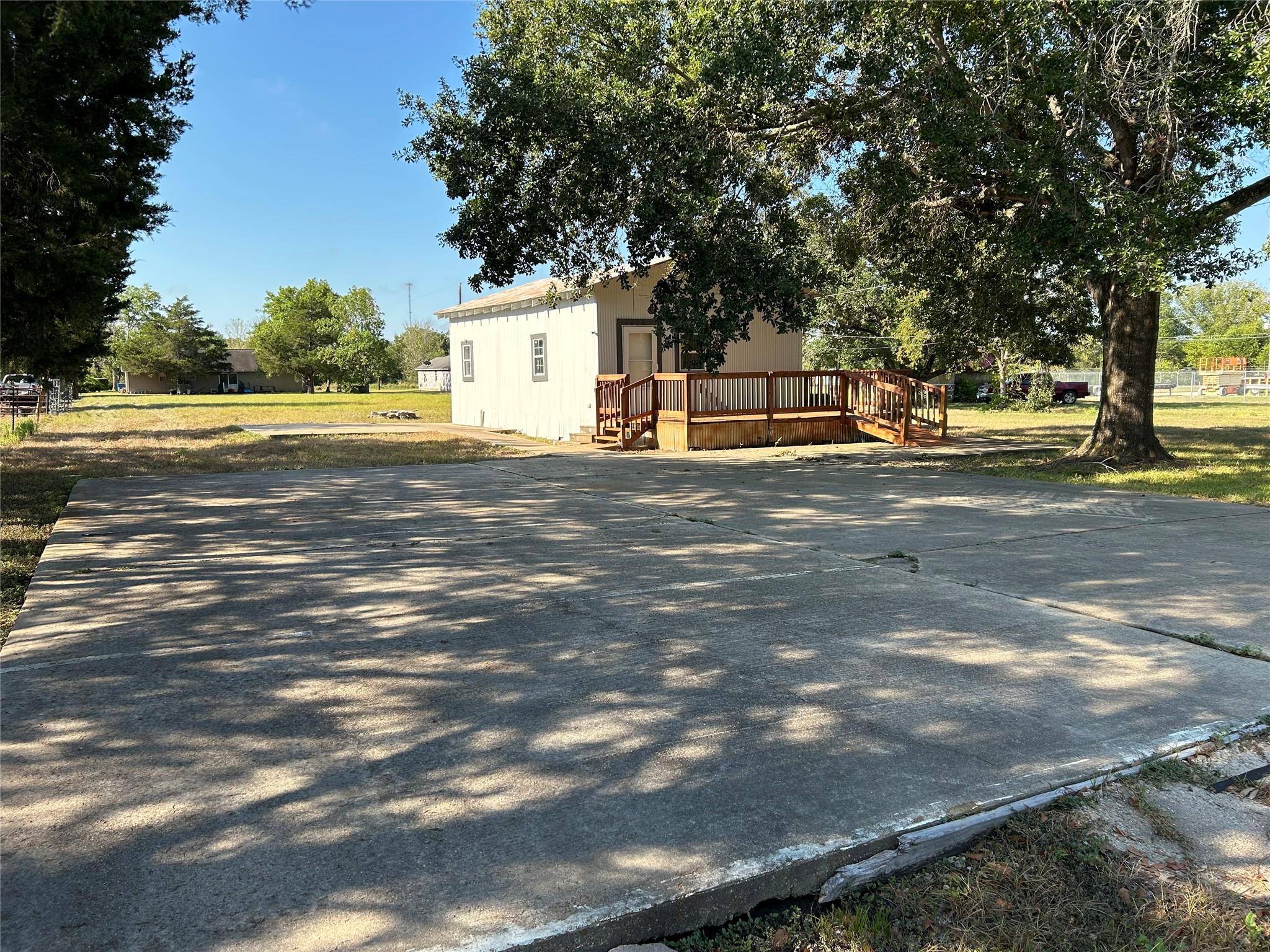 1006 Spur 515 Property Photo 5