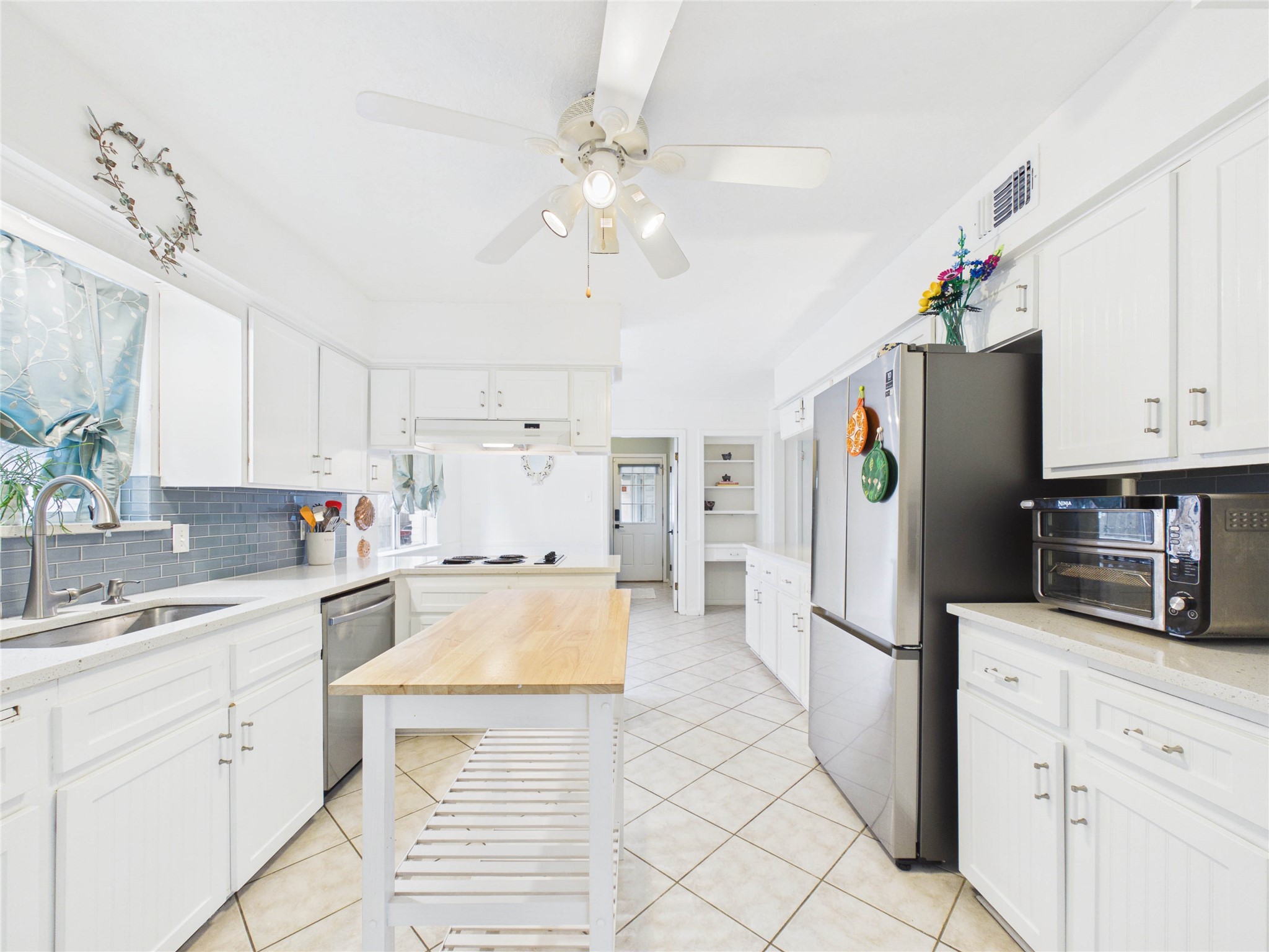 18591 Martinique Drive Property Photo 37