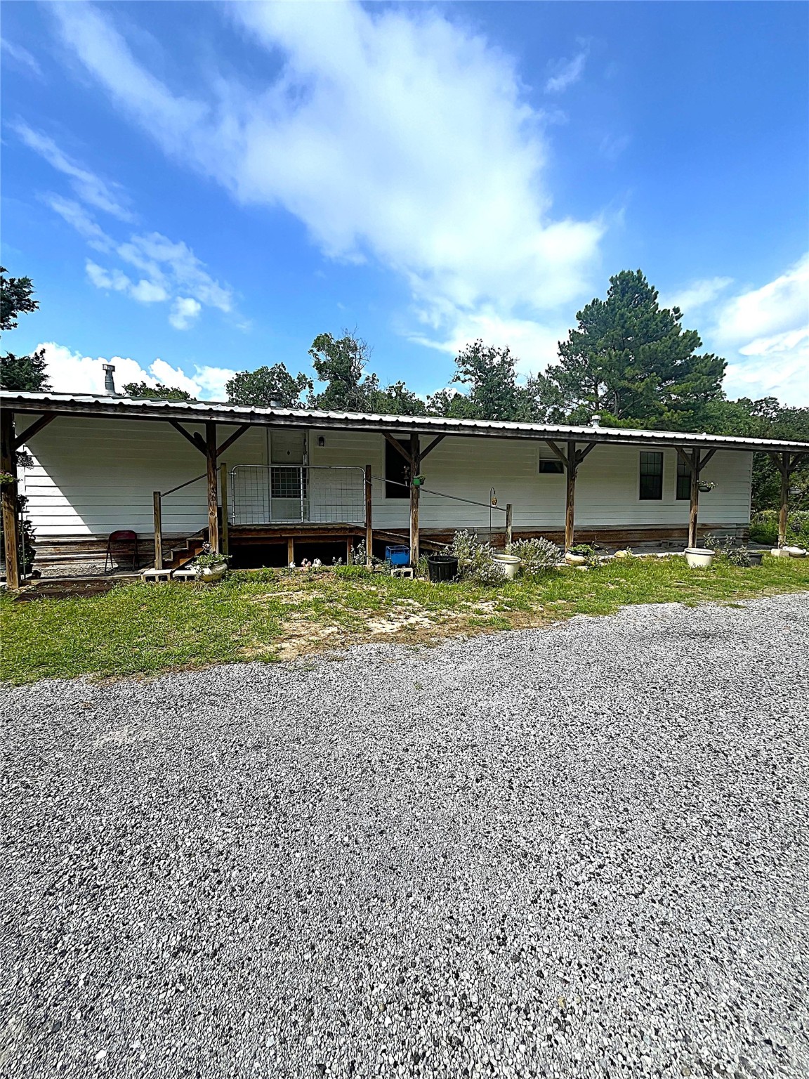 1421 N 1270 Property Photo 1