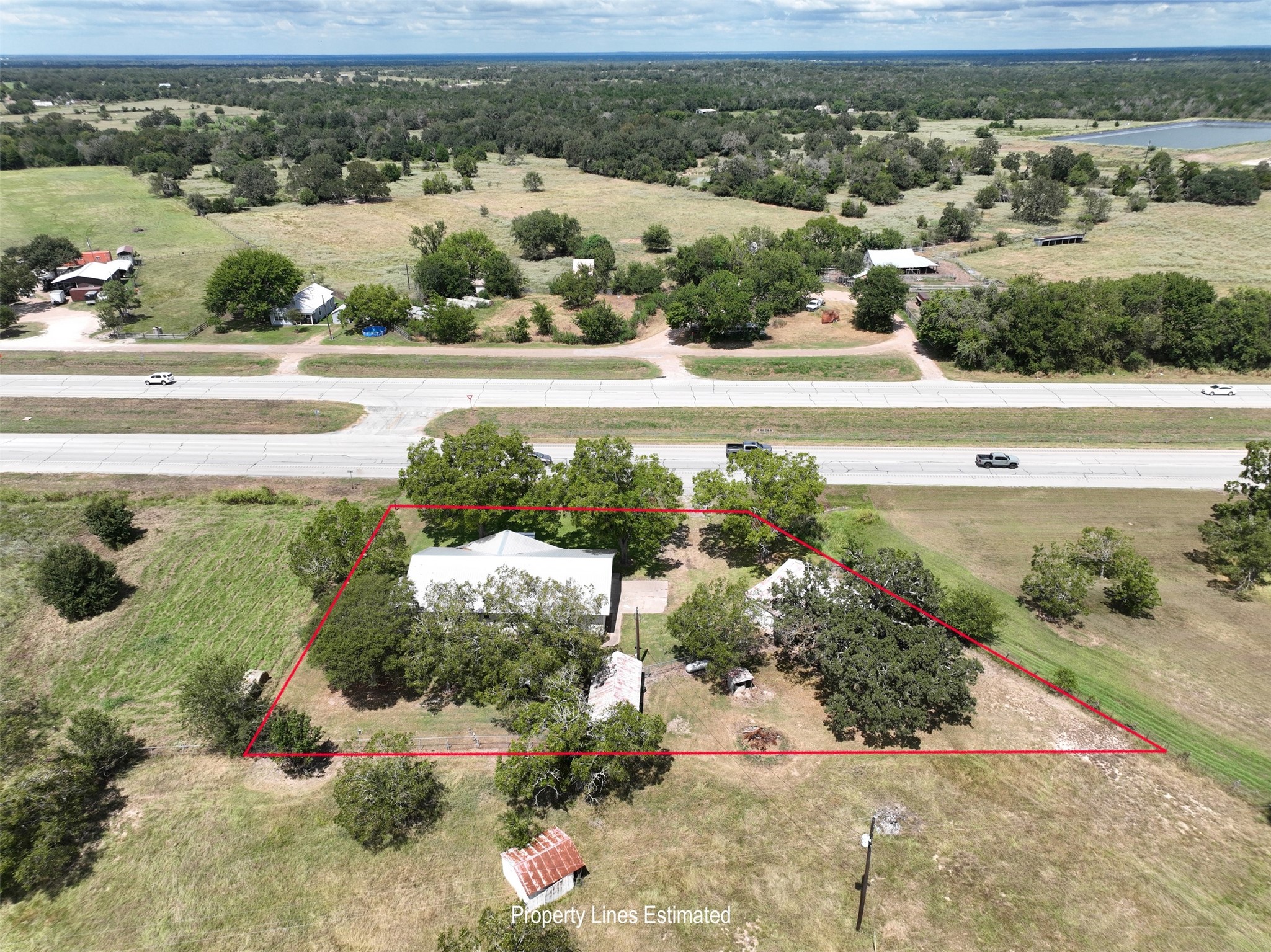 346 Us 290 Property Photo 3