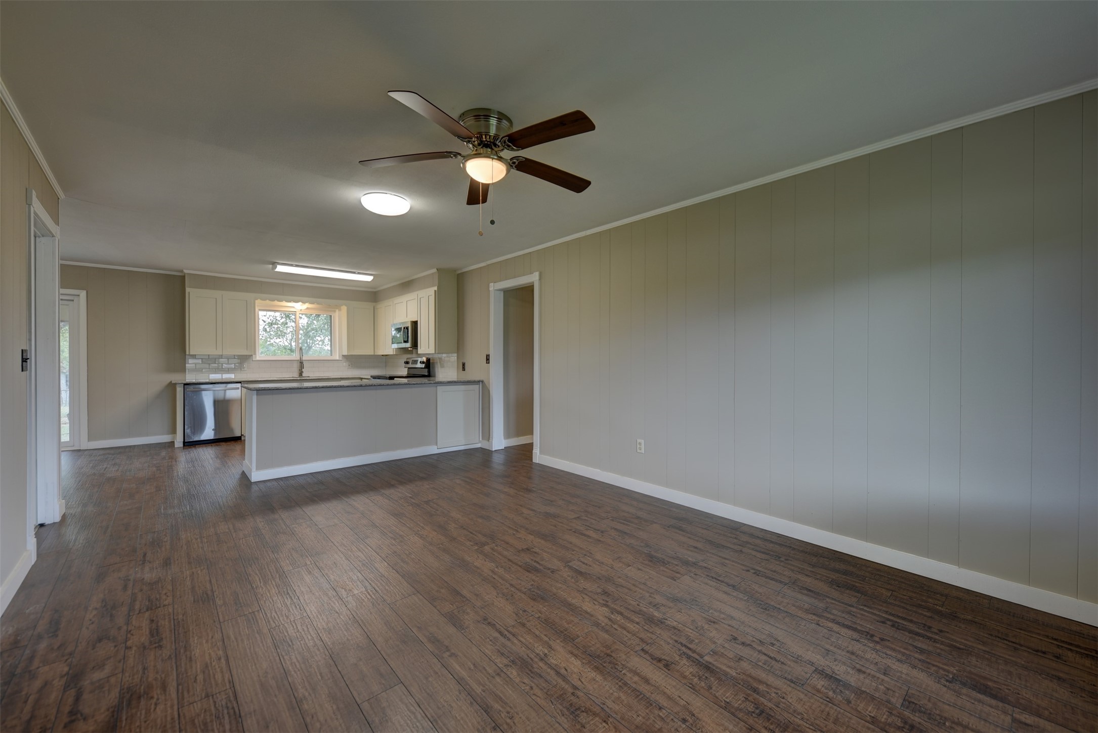 346 Us 290 Property Photo 18