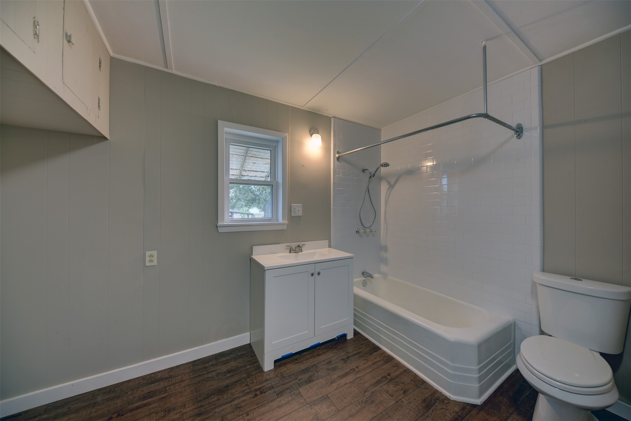 346 Us 290 Property Photo 23