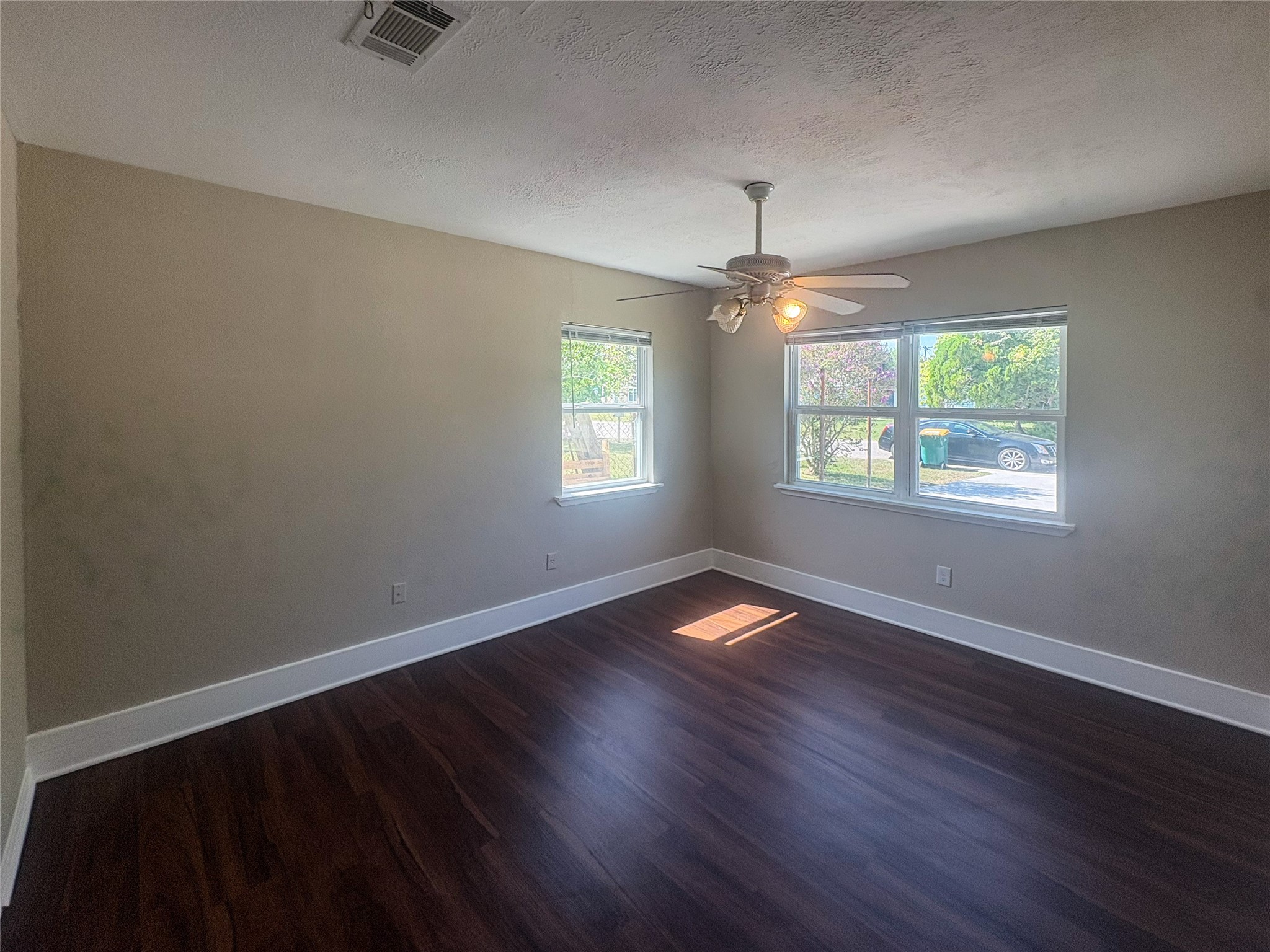 225 Sarlee Drive Property Photo 7