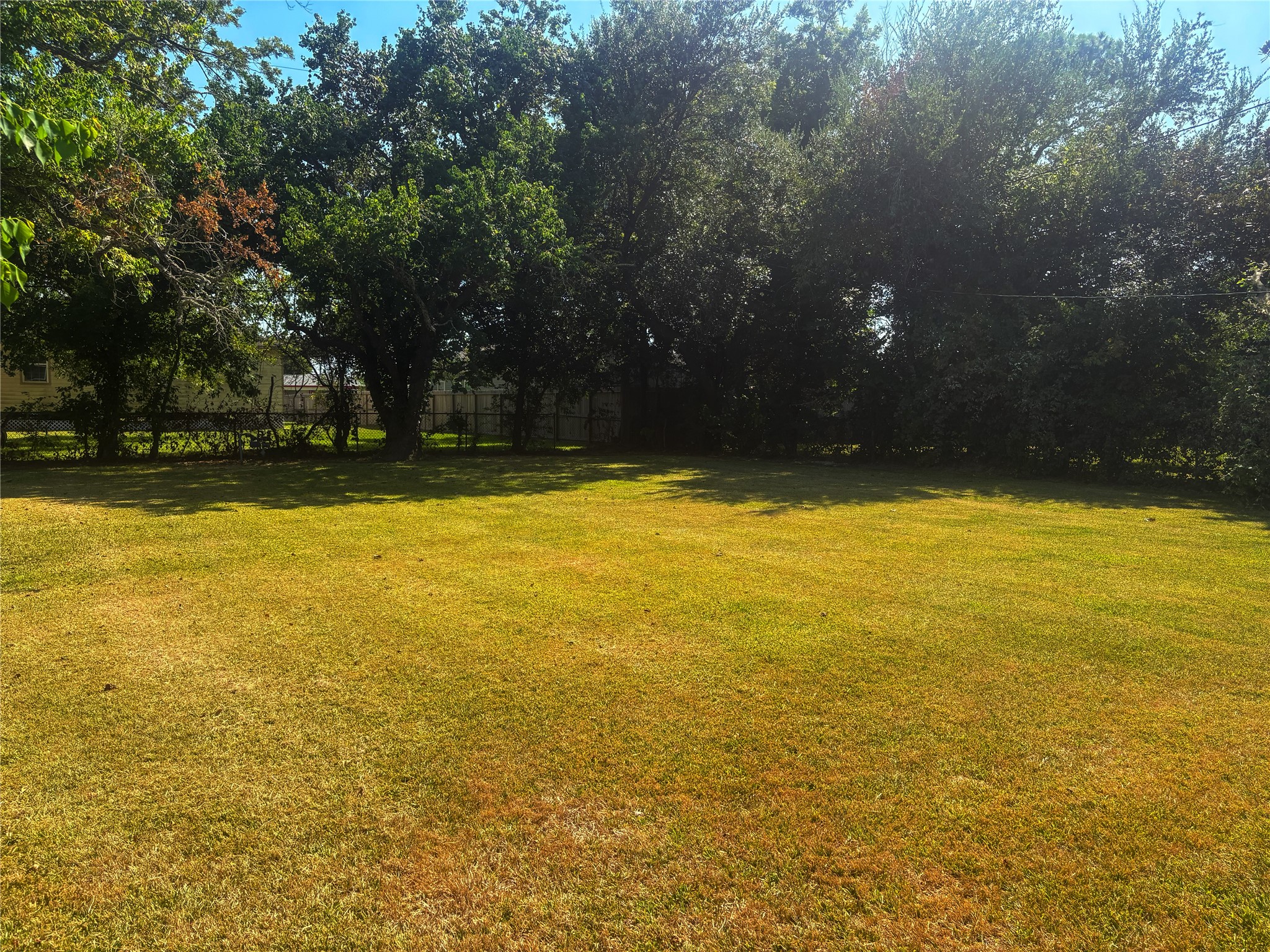 225 Sarlee Drive Property Photo 17