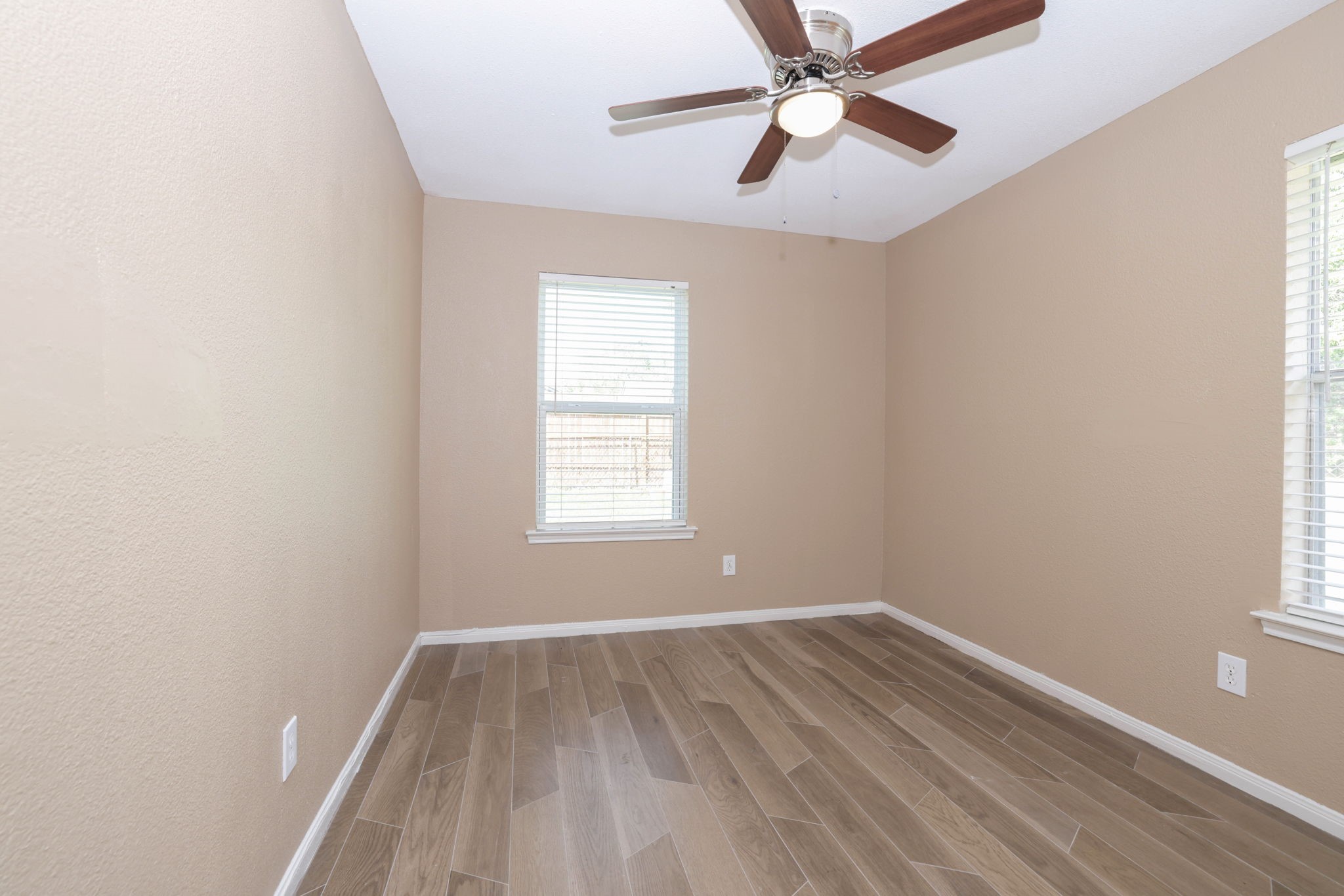 9815 Caballero Drive Property Photo 18