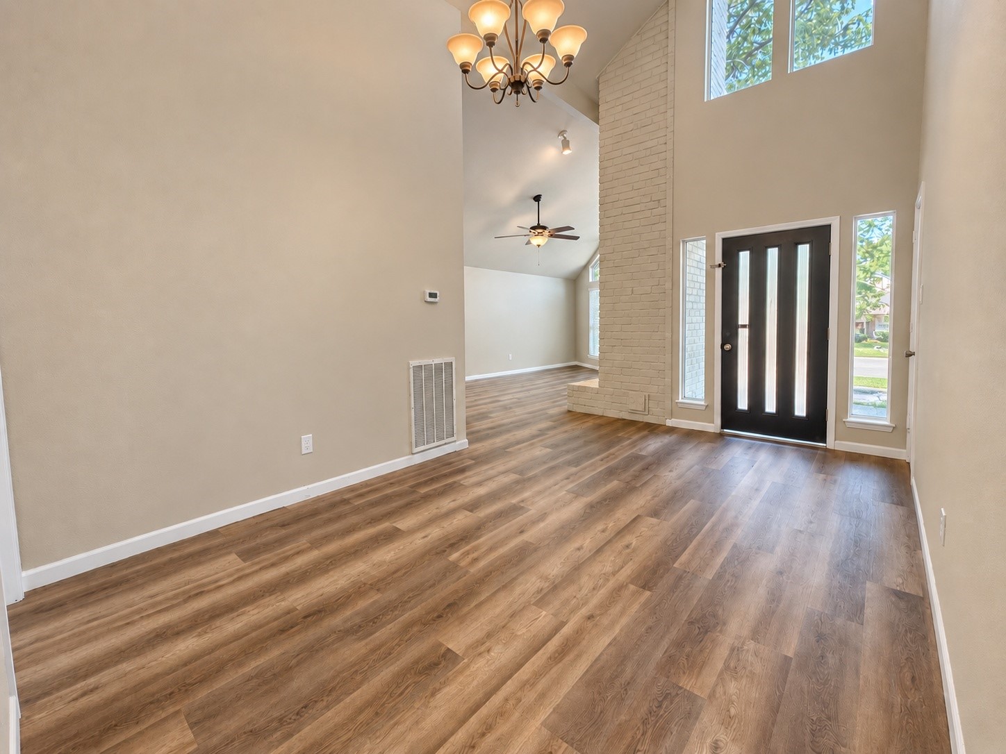 22907 River Birch Drive Property Photo 4