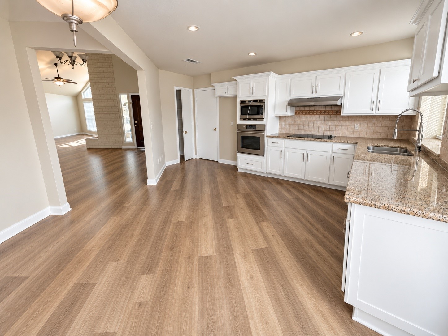 22907 River Birch Drive Property Photo 5