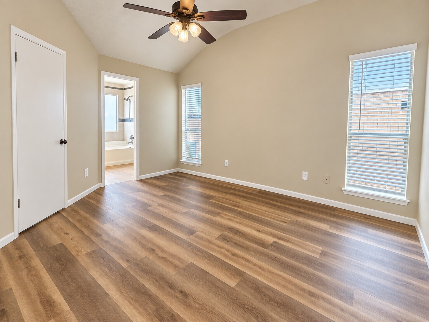 22907 River Birch Drive Property Photo 8