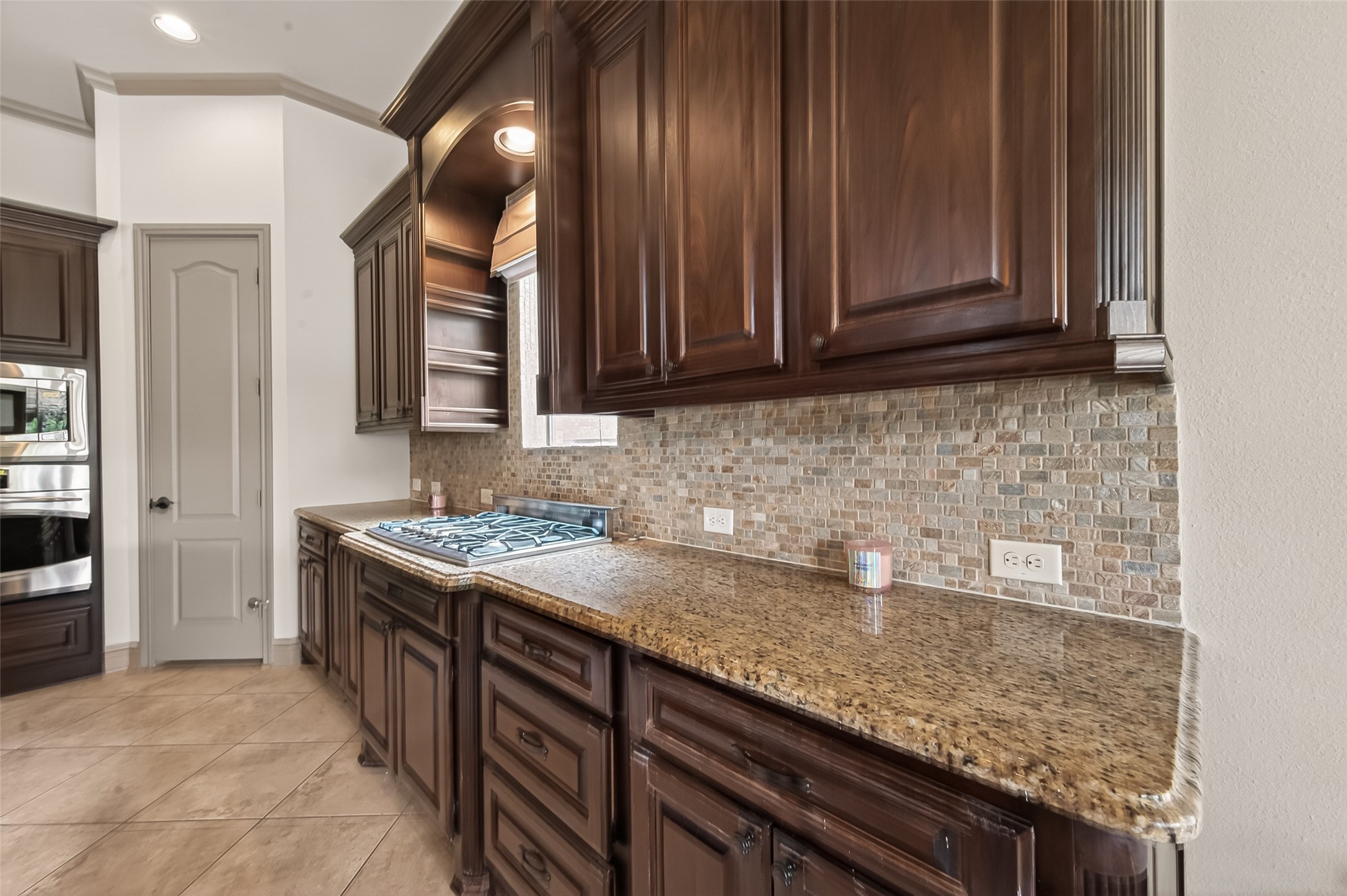 27411 Manor Falls Lane Property Photo 16