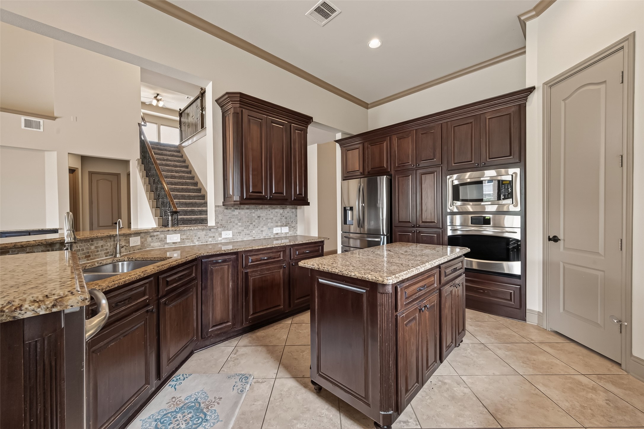 27411 Manor Falls Lane Property Photo 17