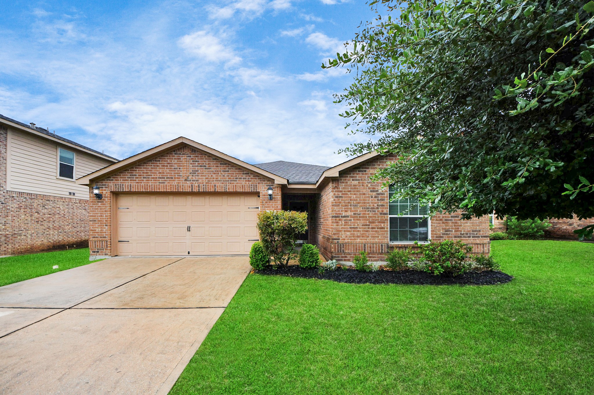 38327 Miranda Lane Property Photo 1