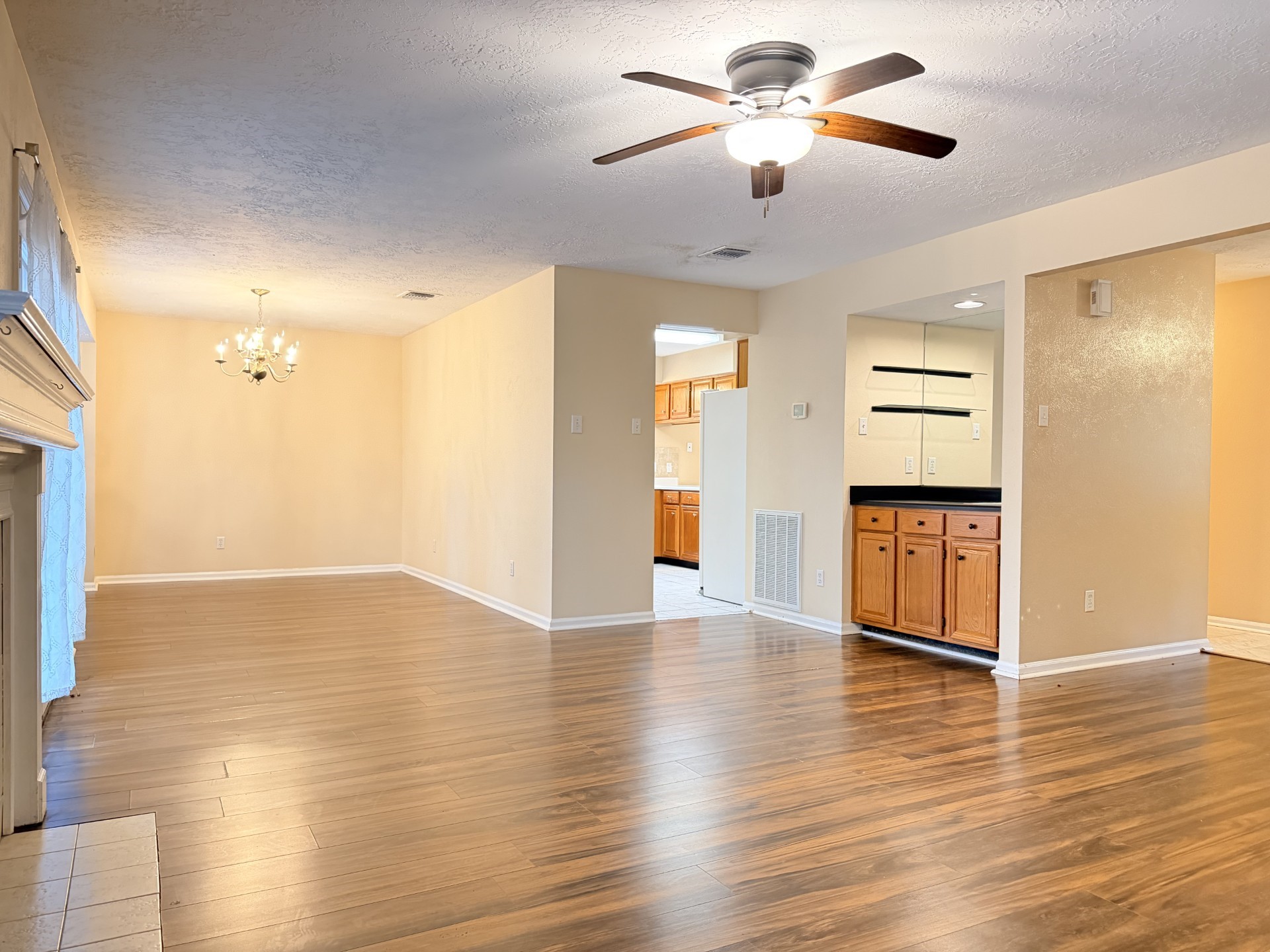 16042 Pinyon Creek Drive Property Photo 12
