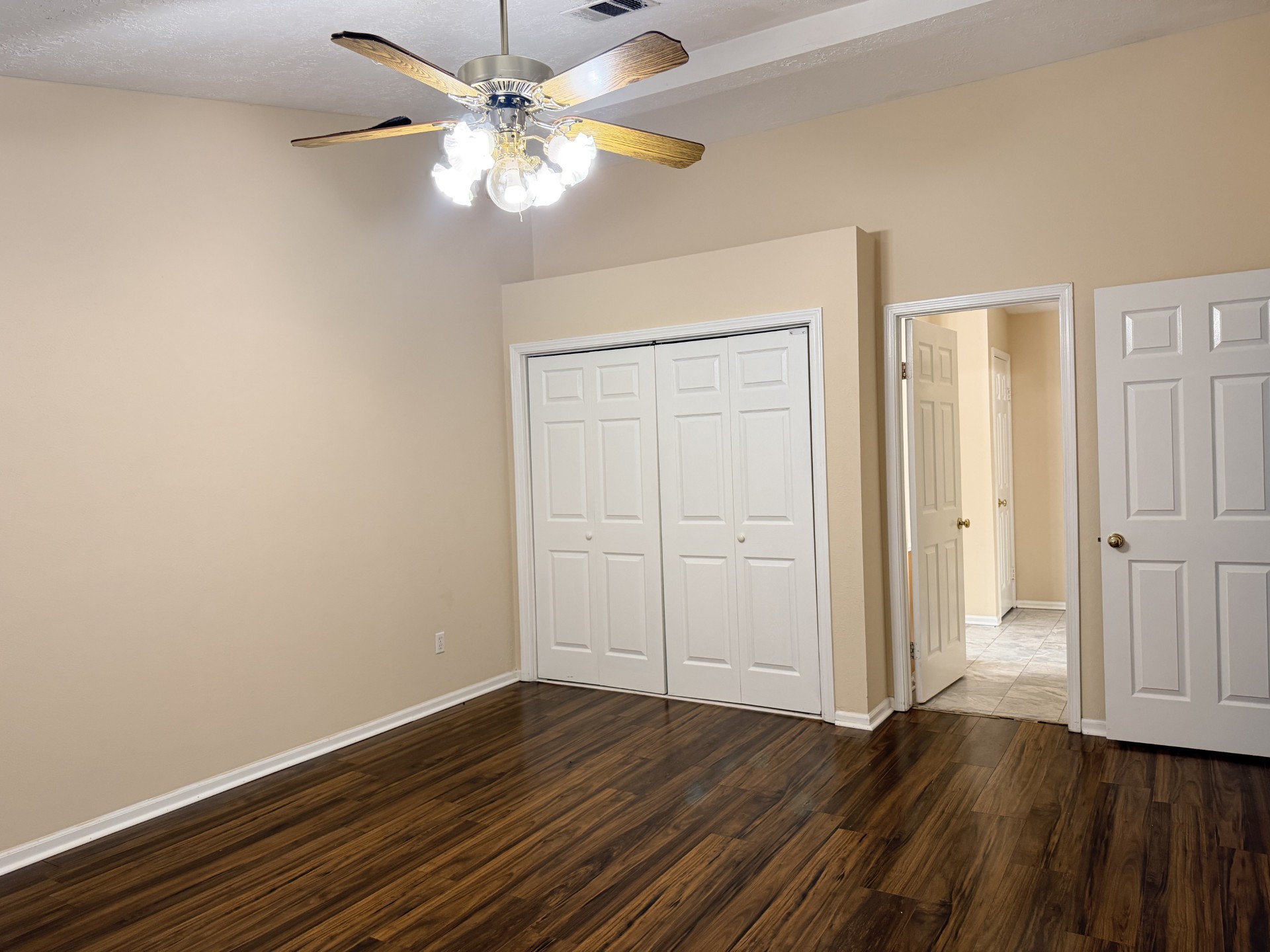 16042 Pinyon Creek Drive Property Photo 16