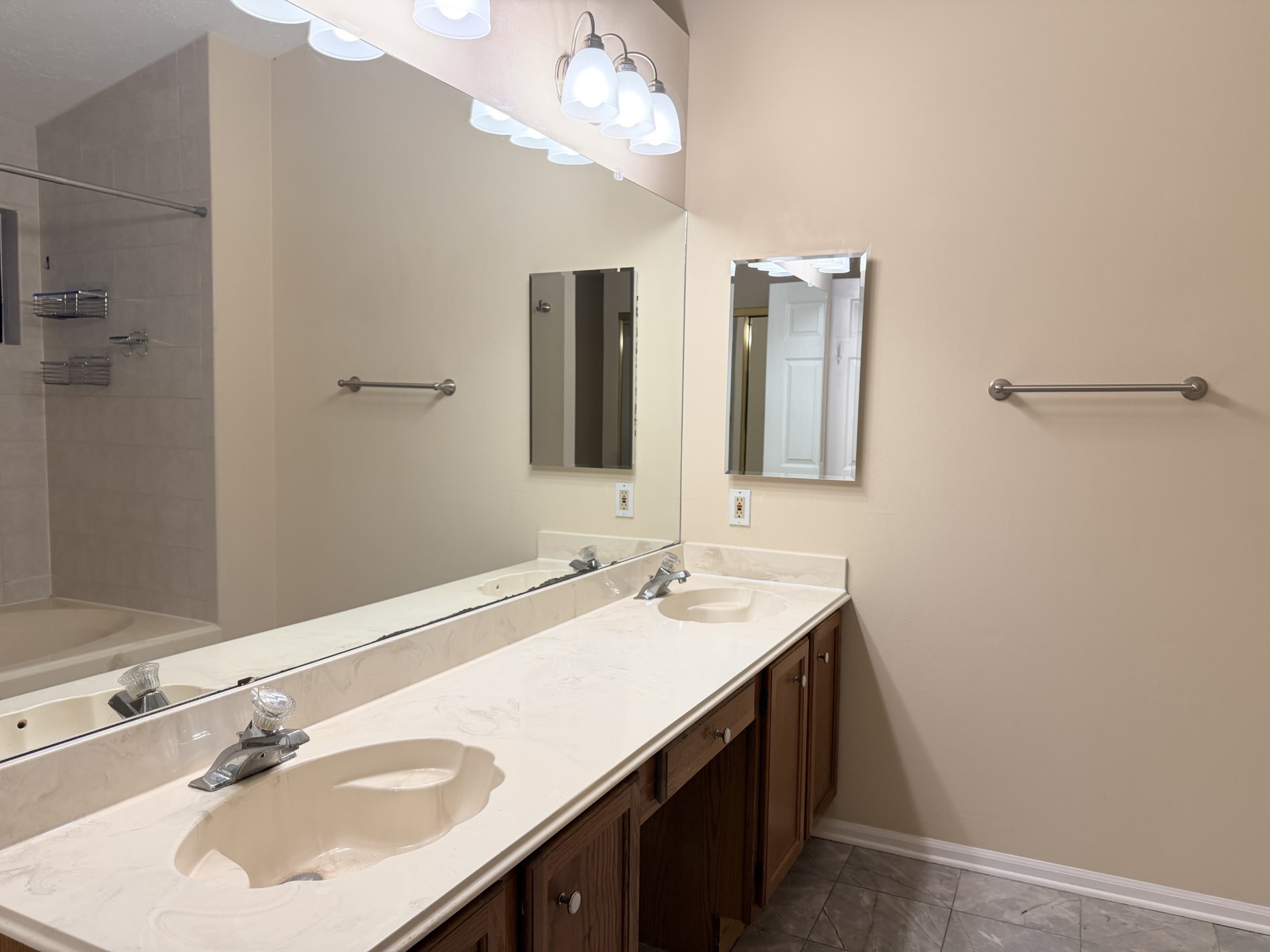 16042 Pinyon Creek Drive Property Photo 17