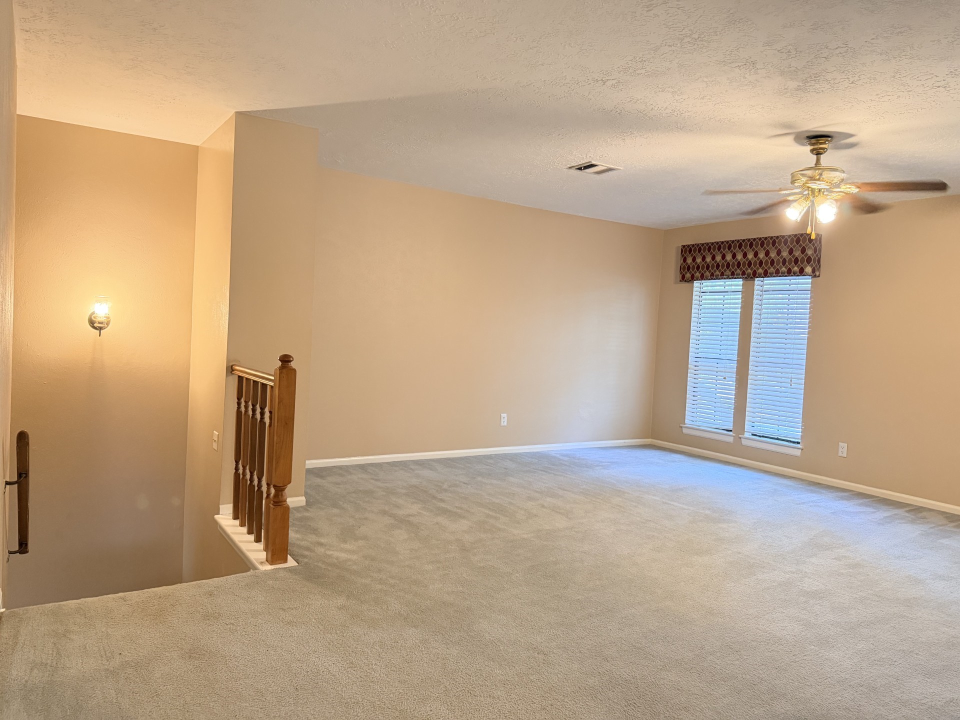 16042 Pinyon Creek Drive Property Photo 28