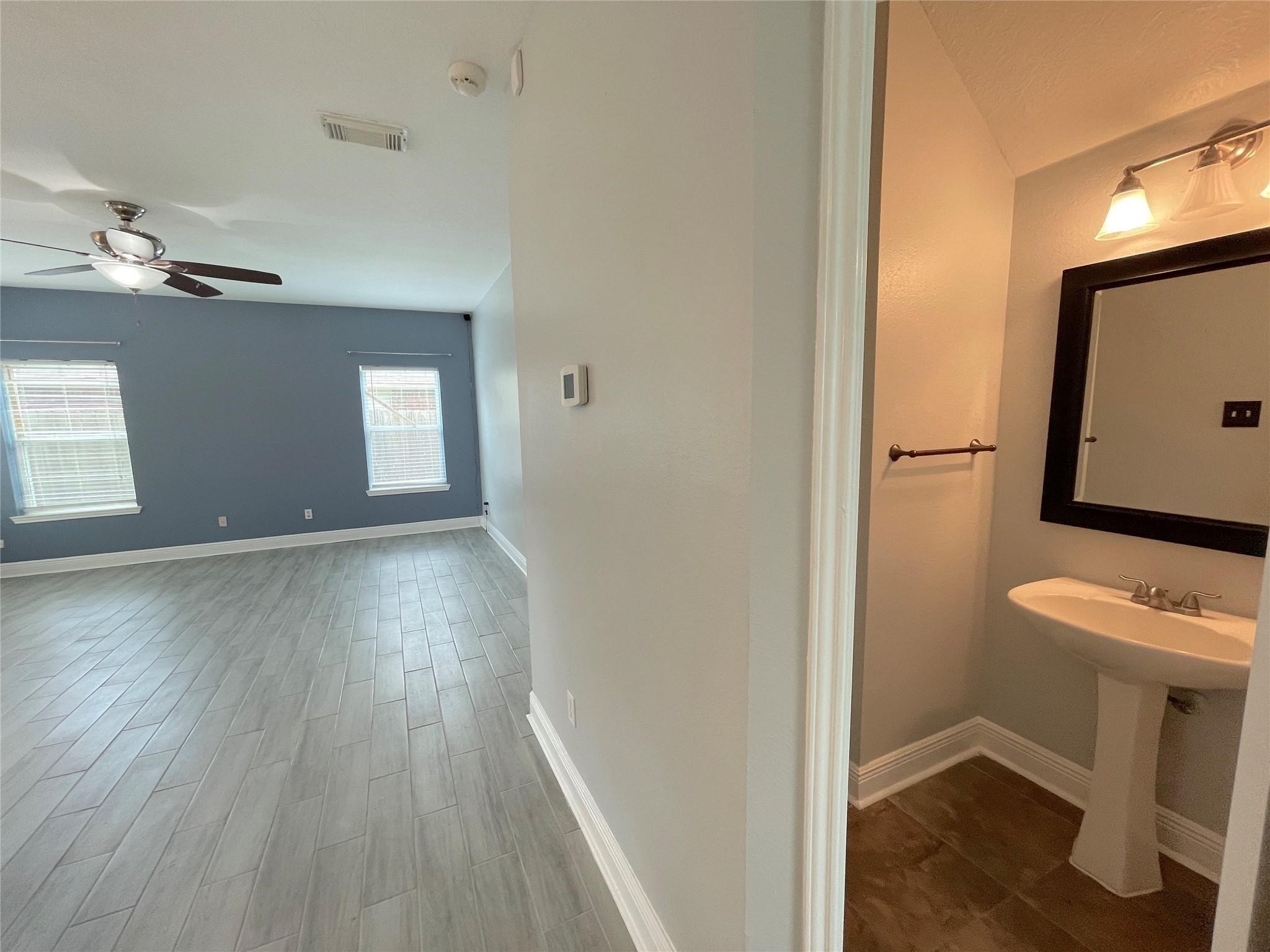 8919 Diamond Lake Lane Property Photo 15