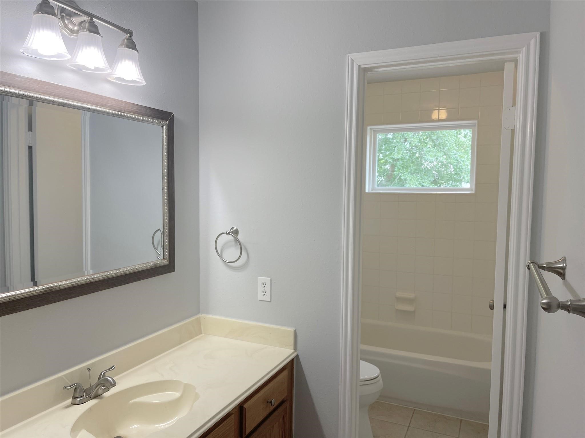 8919 Diamond Lake Lane Property Photo 17