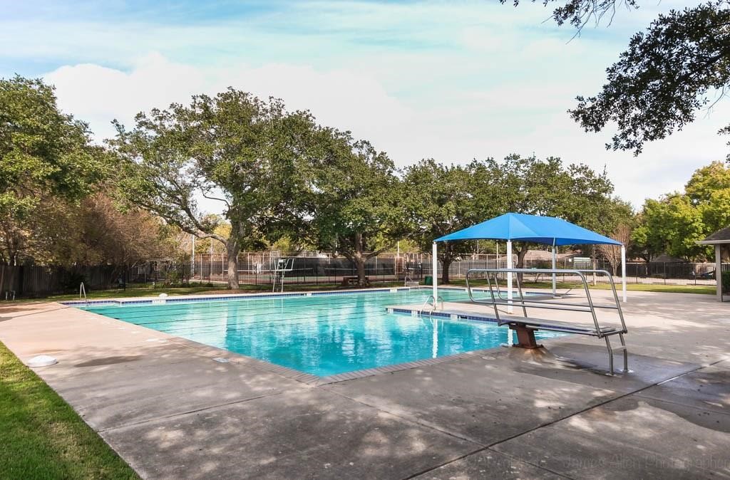 2235 Round Lake Drive Property Photo 33