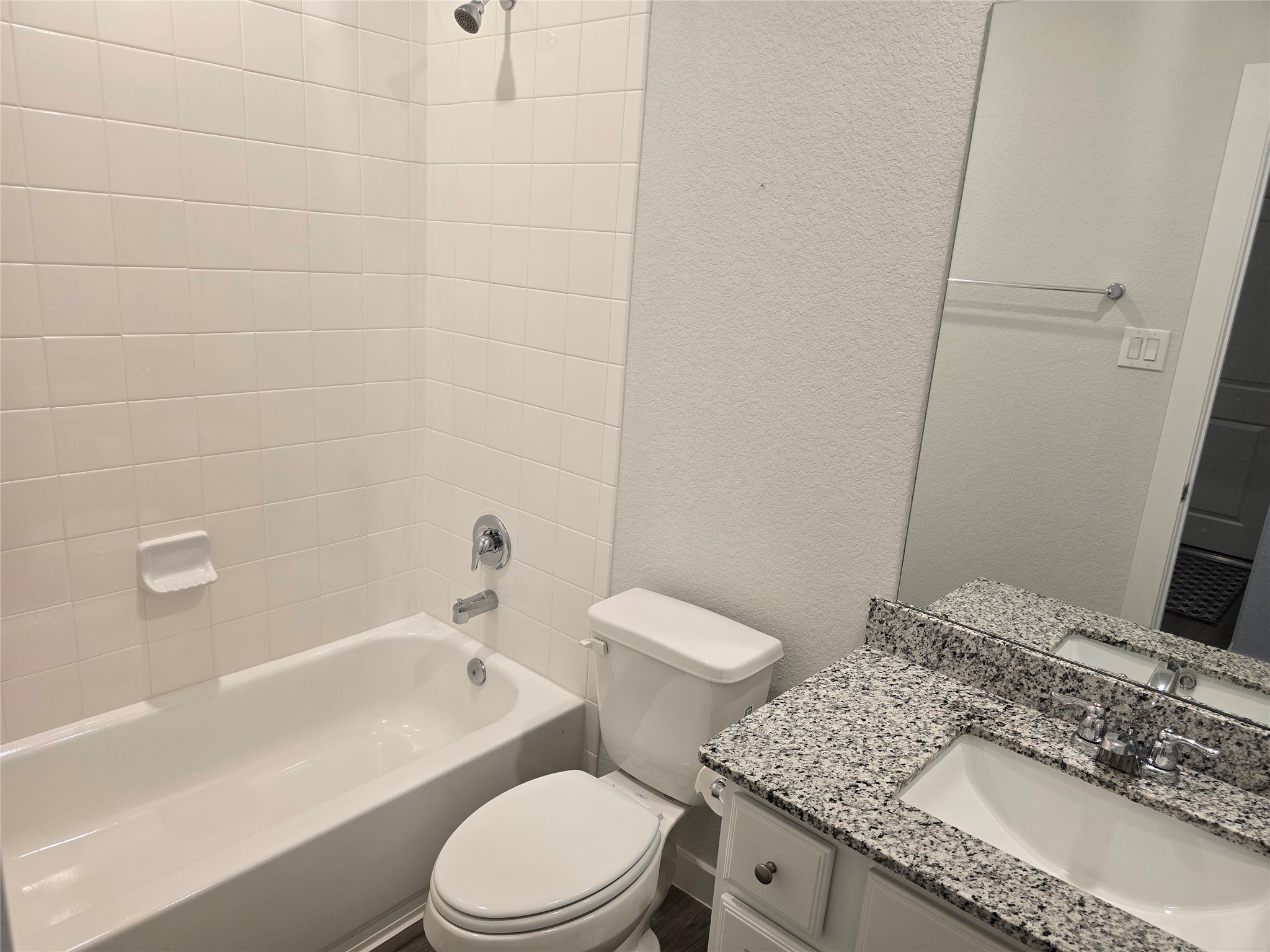 17163 Crimson Crest Drive Property Photo 9
