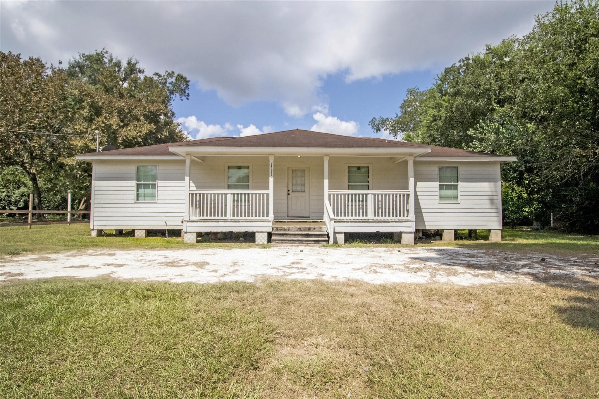 24845 Wilson Street Property Photo 1