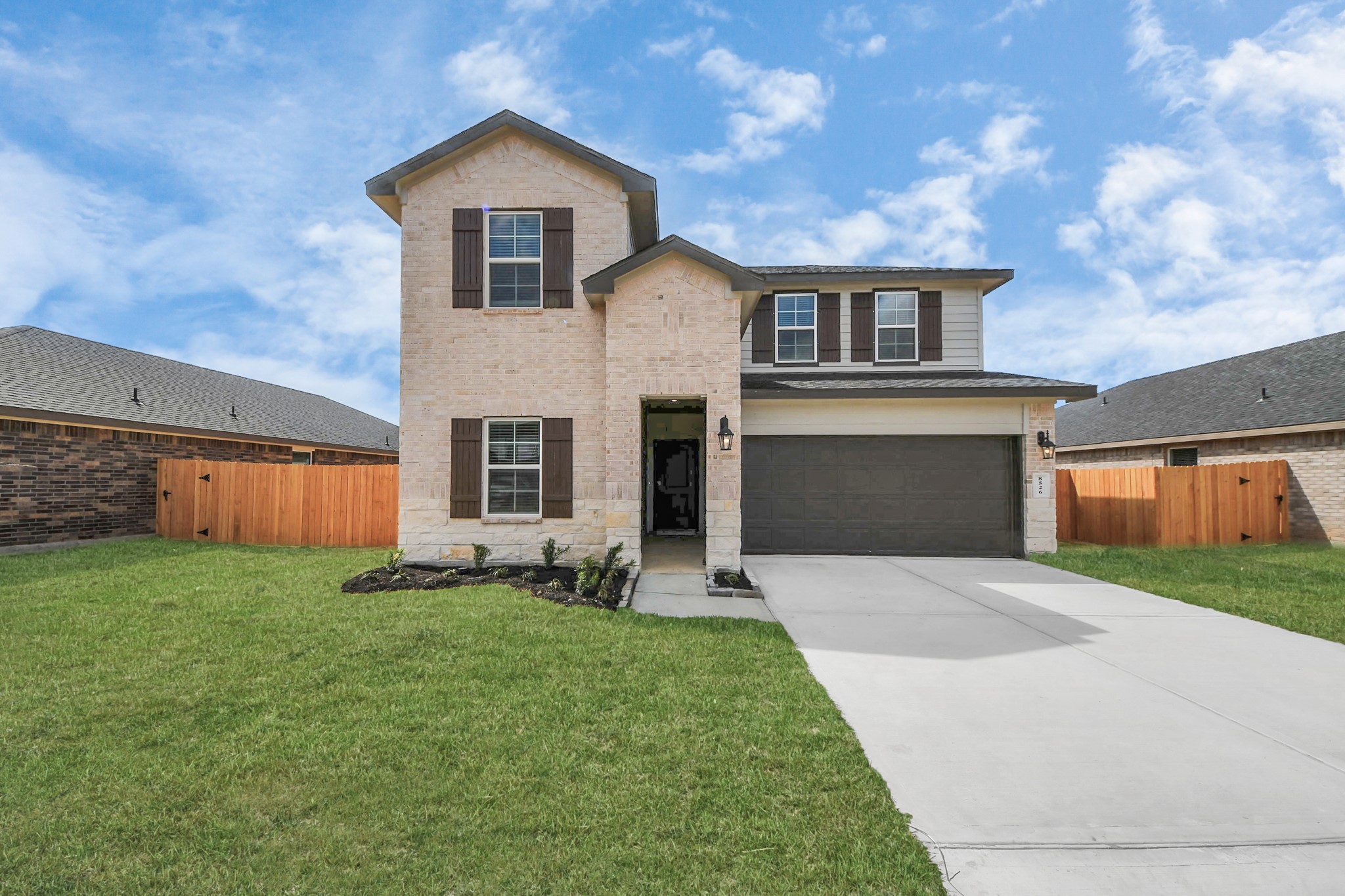 8526 Tropical Breeze Way Property Photo