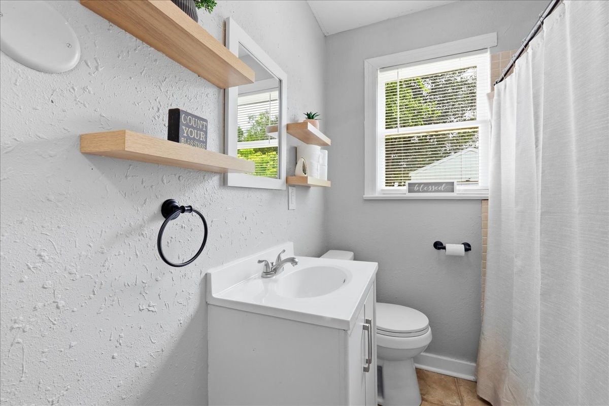 2509 Avenue D Property Photo 11