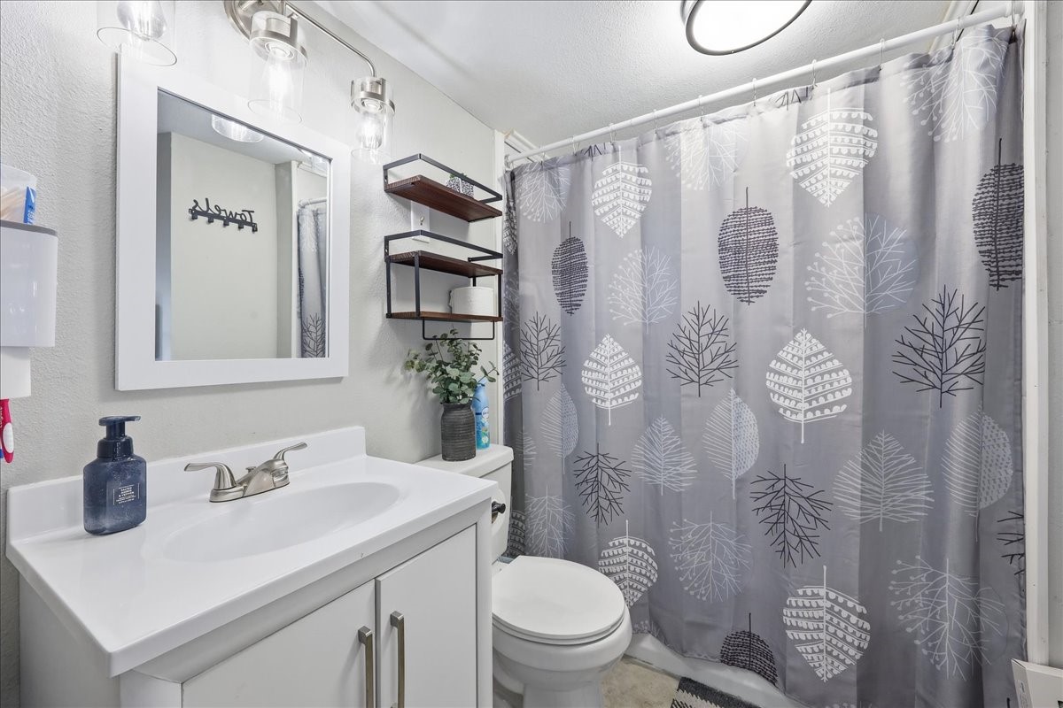 2509 Avenue D Property Photo 16