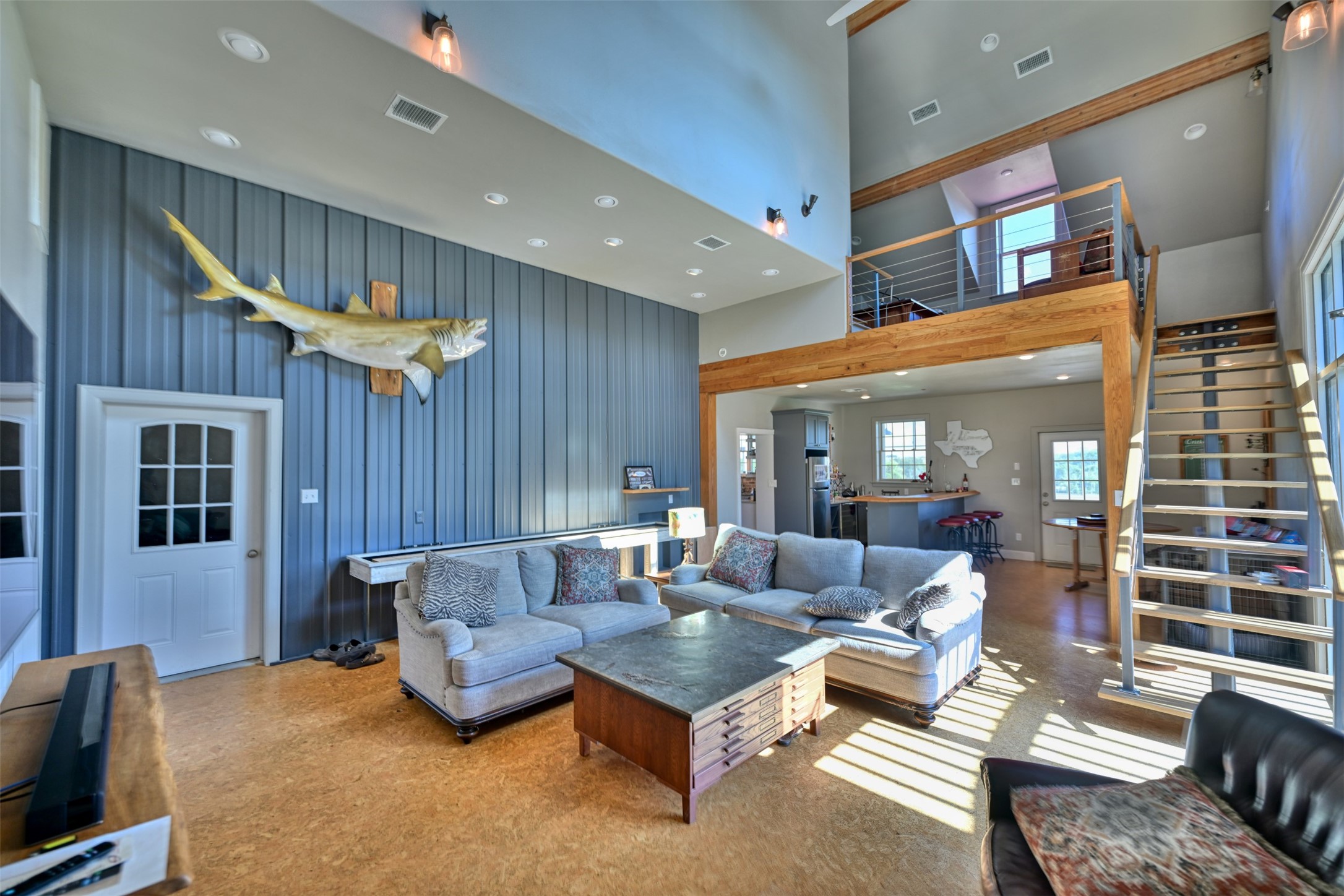 5960 Schoenau Road Property Photo 13
