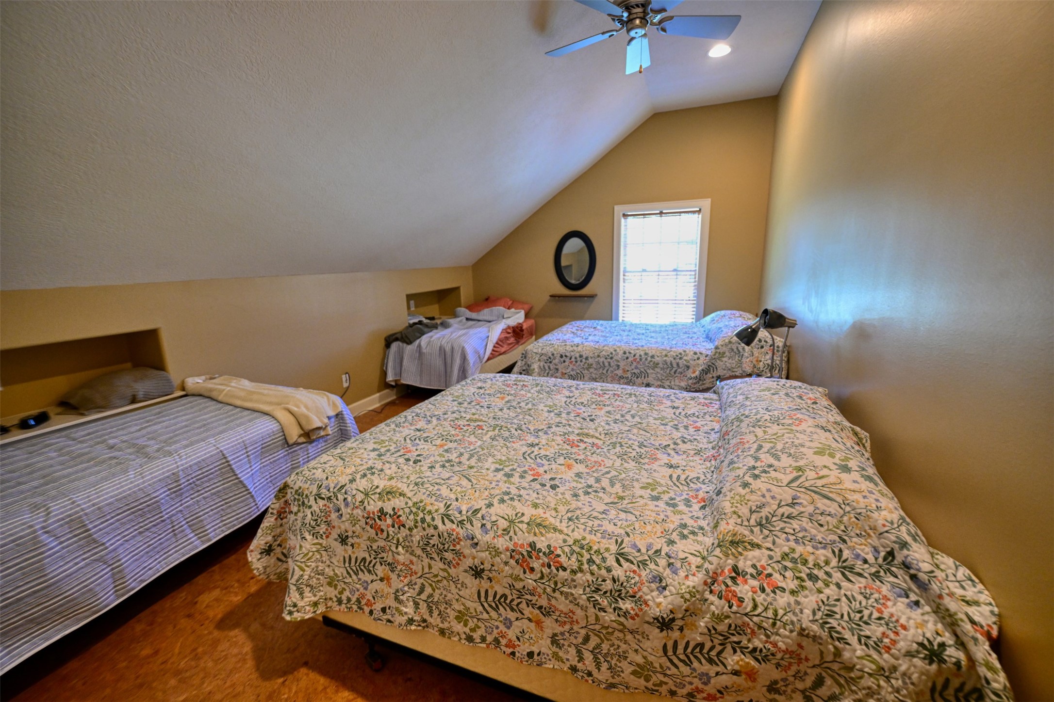 5960 Schoenau Road Property Photo 16