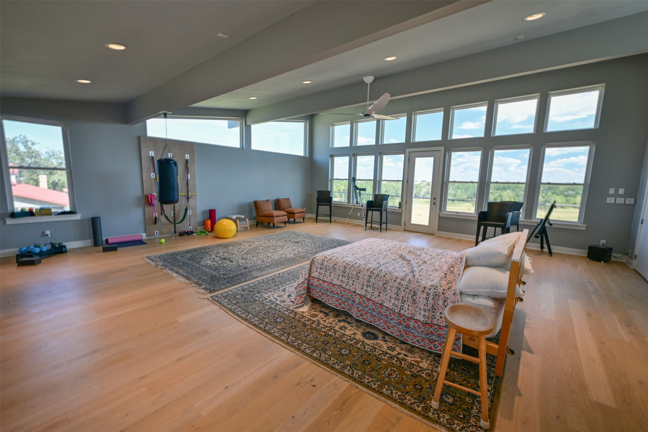 5960 Schoenau Road Property Photo 31