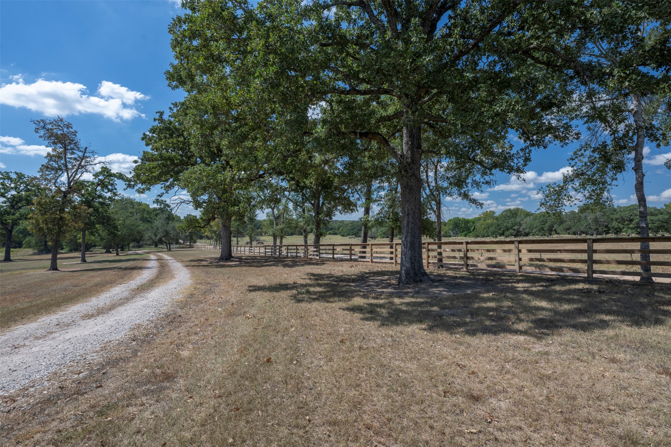 5960 Schoenau Road Property Photo 39