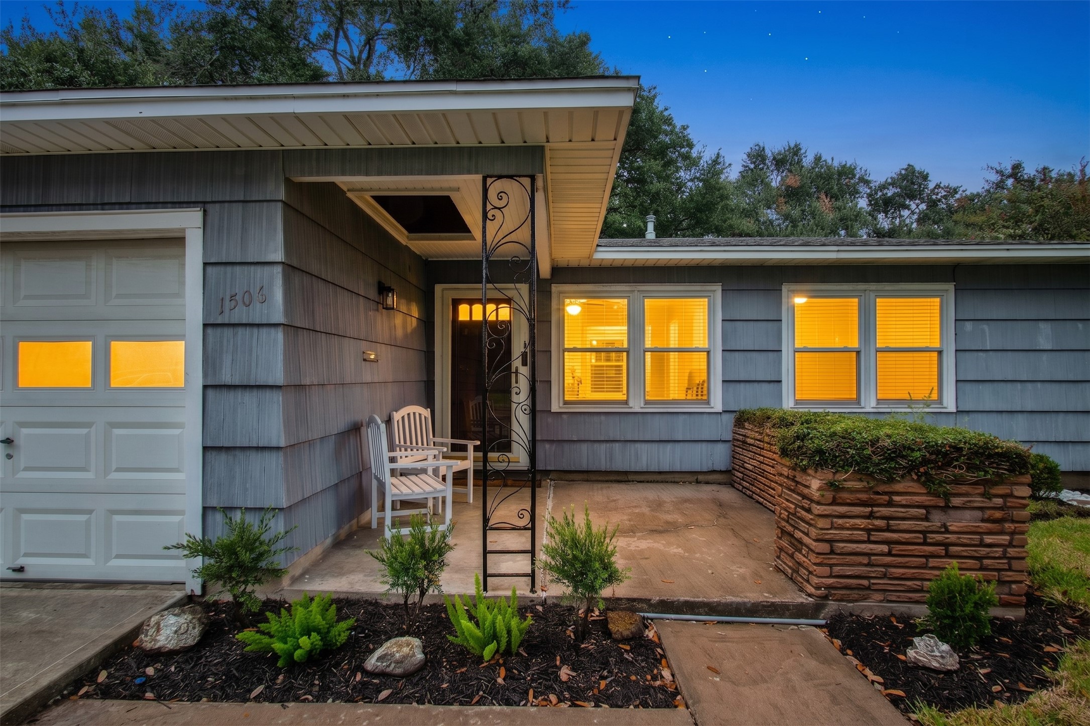 1506 14th Avenue N Property Photo 2