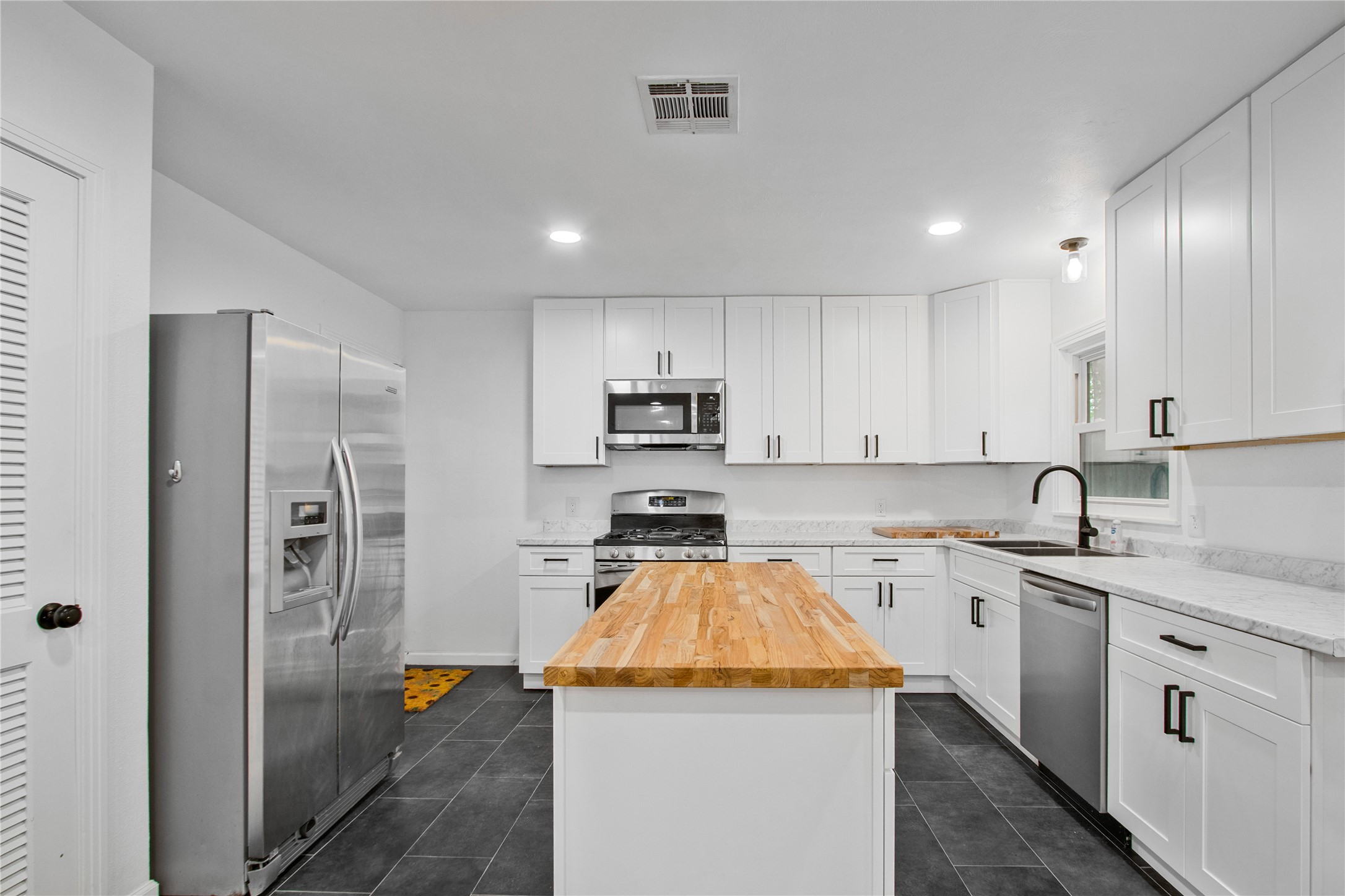 1506 14th Avenue N Property Photo 8