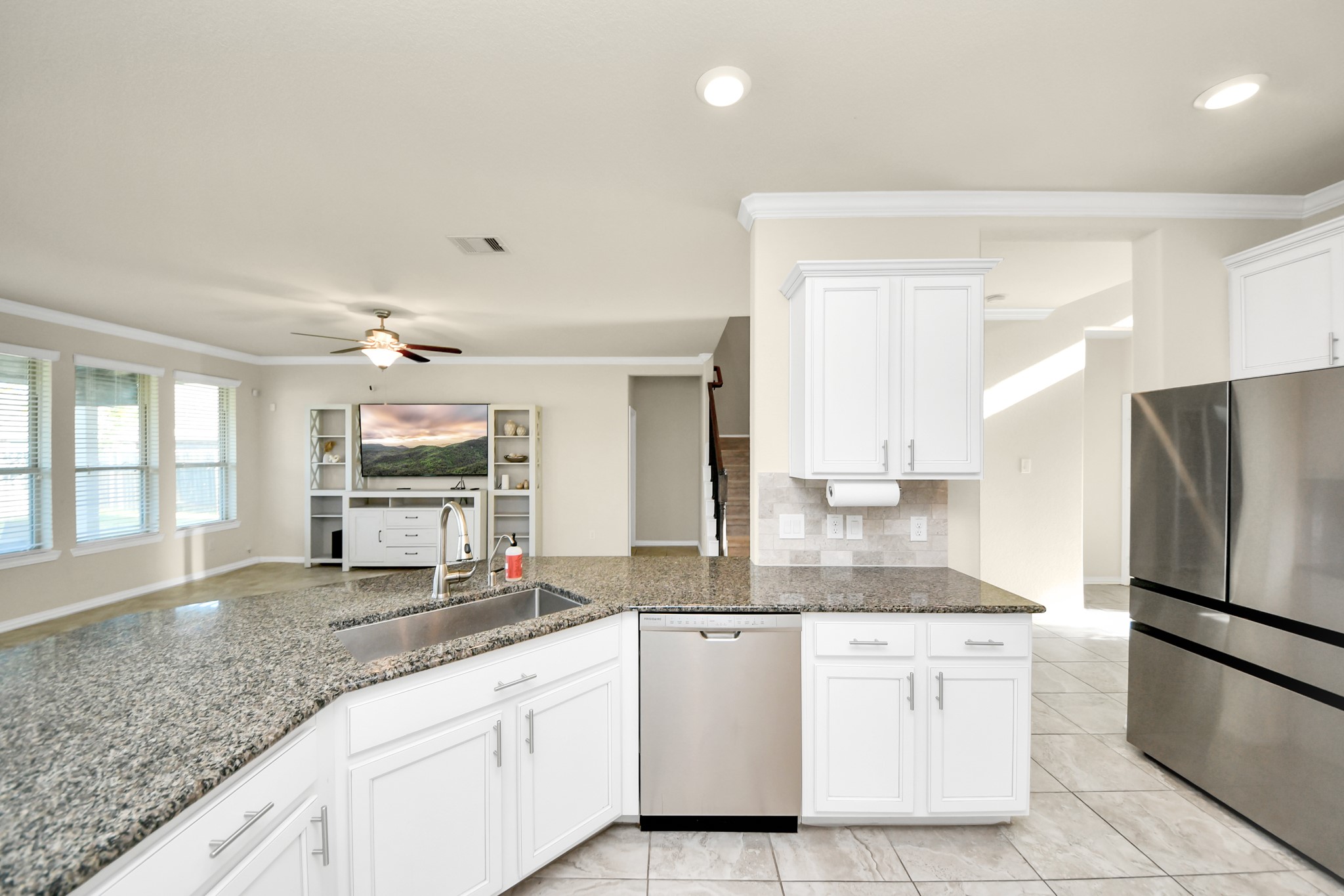 2406 Shoal Valley Lane Property Photo 14