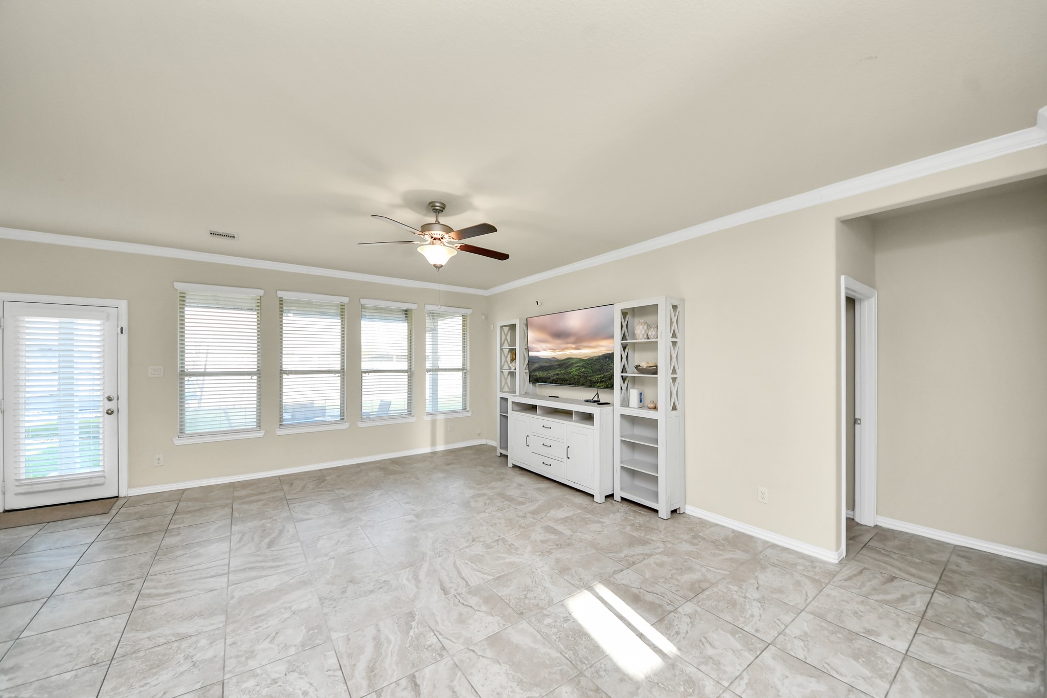 2406 Shoal Valley Lane Property Photo 25