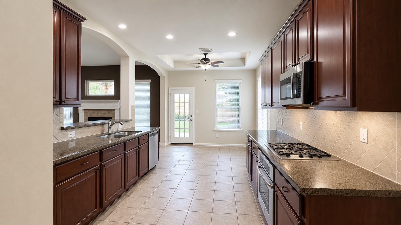 14915 Meridian Park Lane Property Photo 7