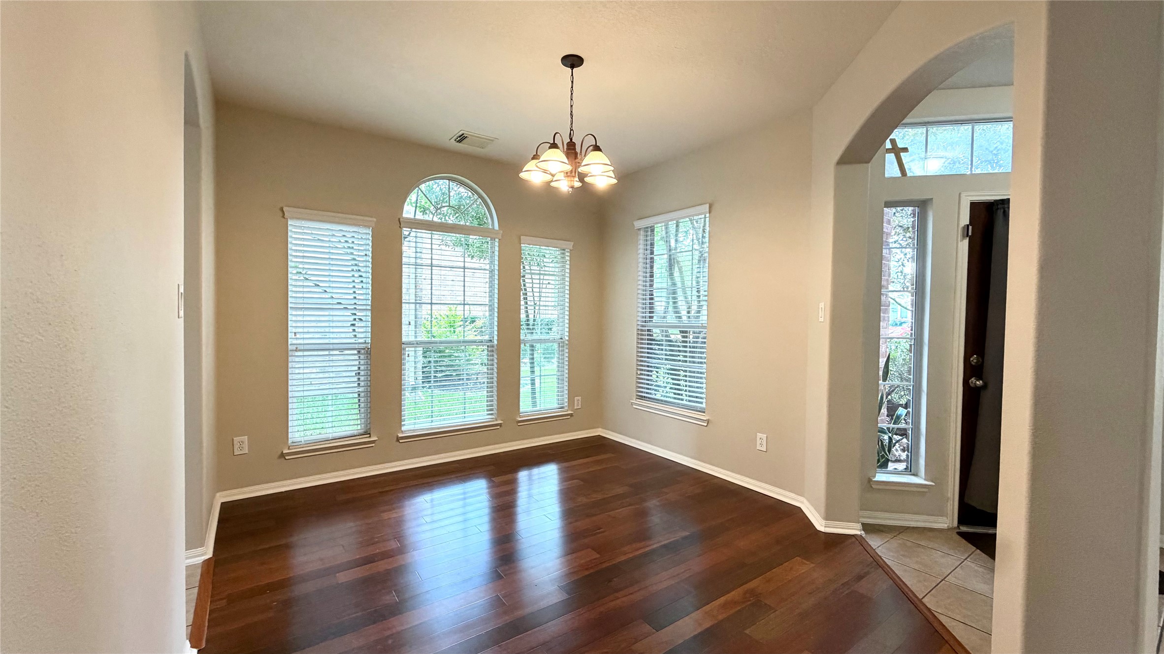 14915 Meridian Park Lane Property Photo 11